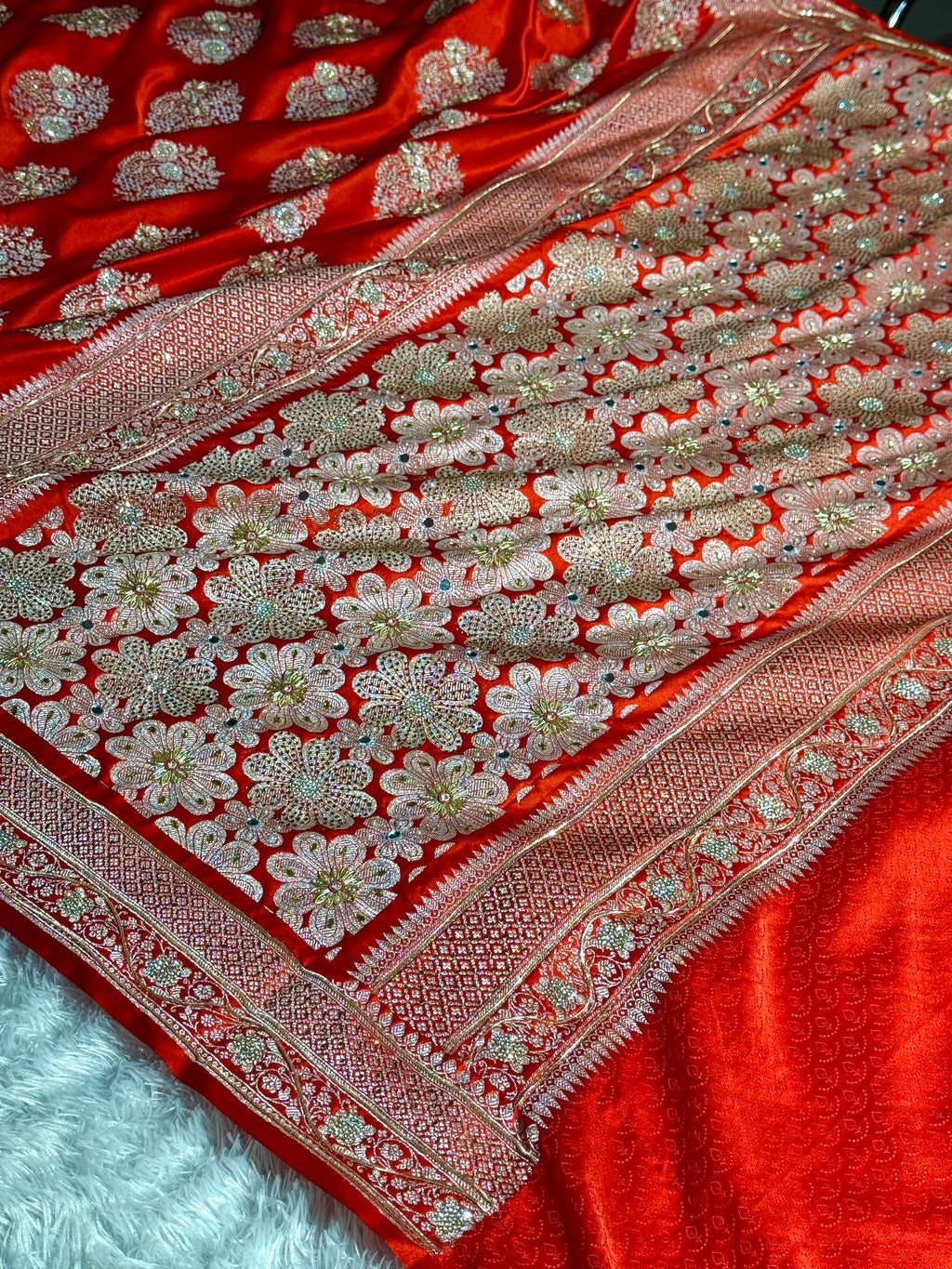 Pure Red Mashru Kataan Silk Banarasi Saree with Handwork & Diamond Work – MKS728