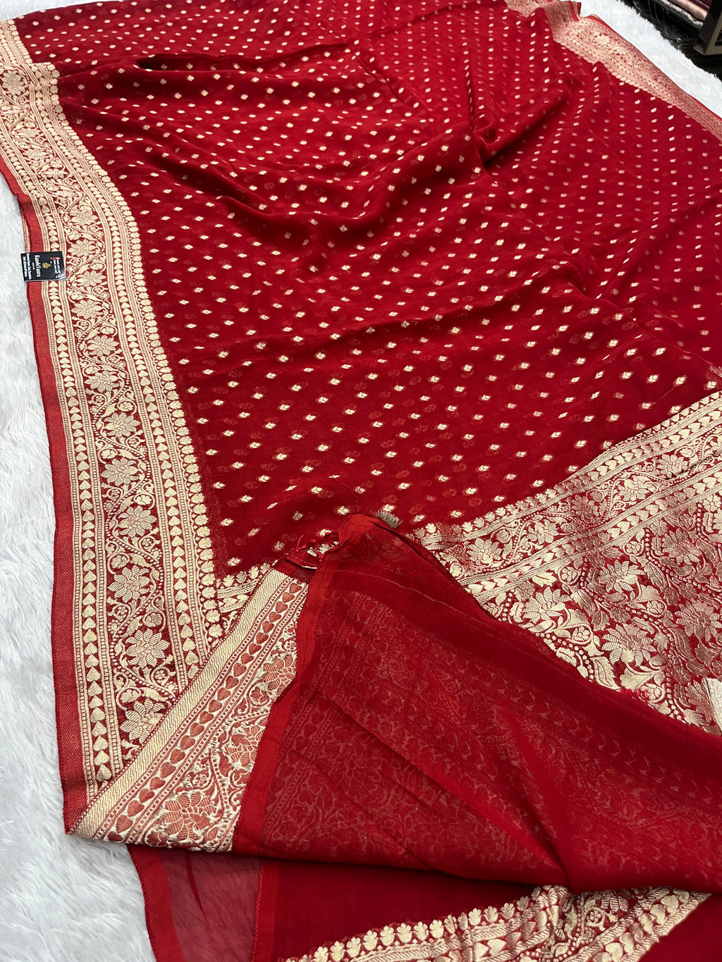 Banarsi Pure Natural Georgette Traditional Patti Buti  Design VSG05