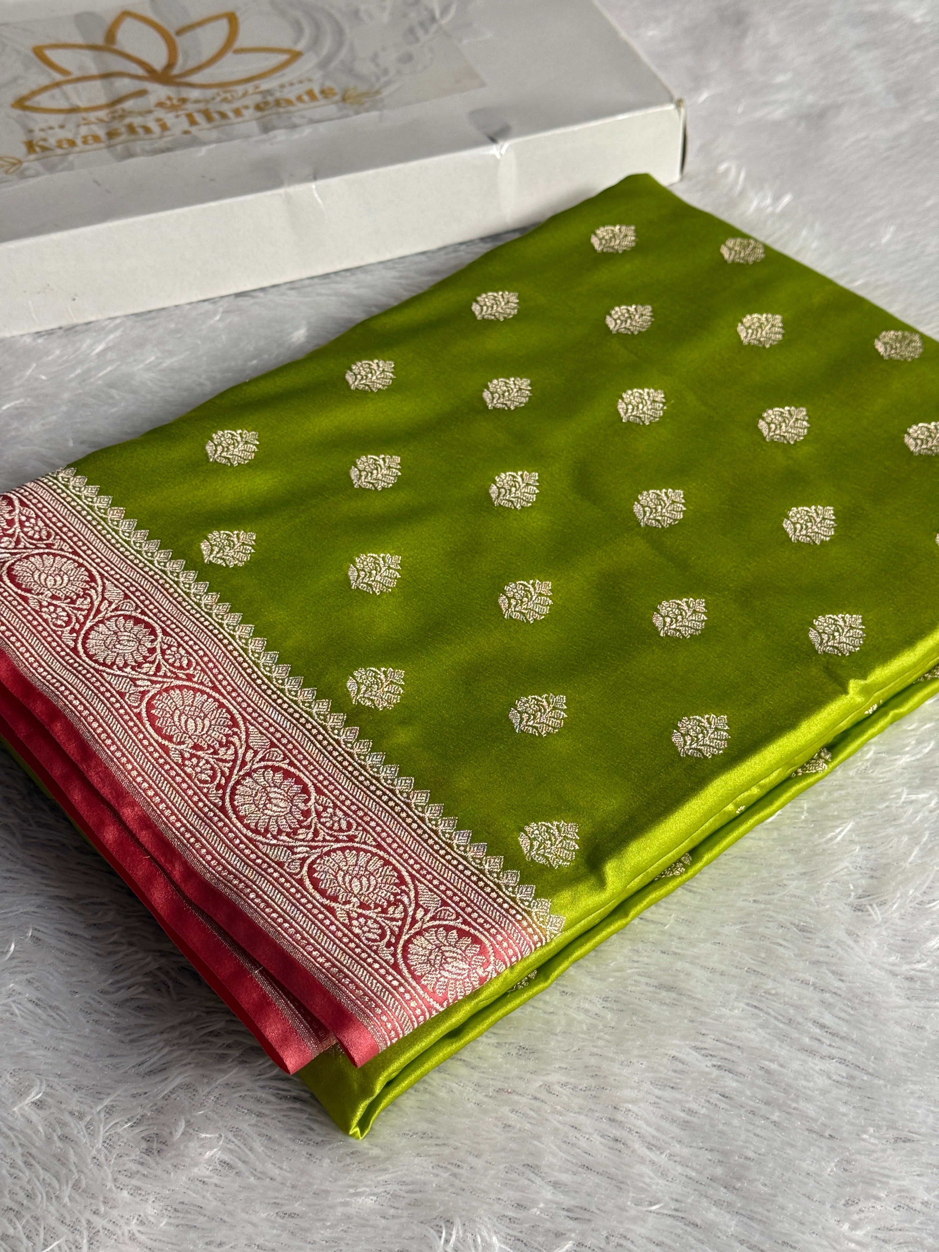 MKS690 – Mehndi & Peach Banarasi Mashru Kataan Silk Saree with Buta Woven Design