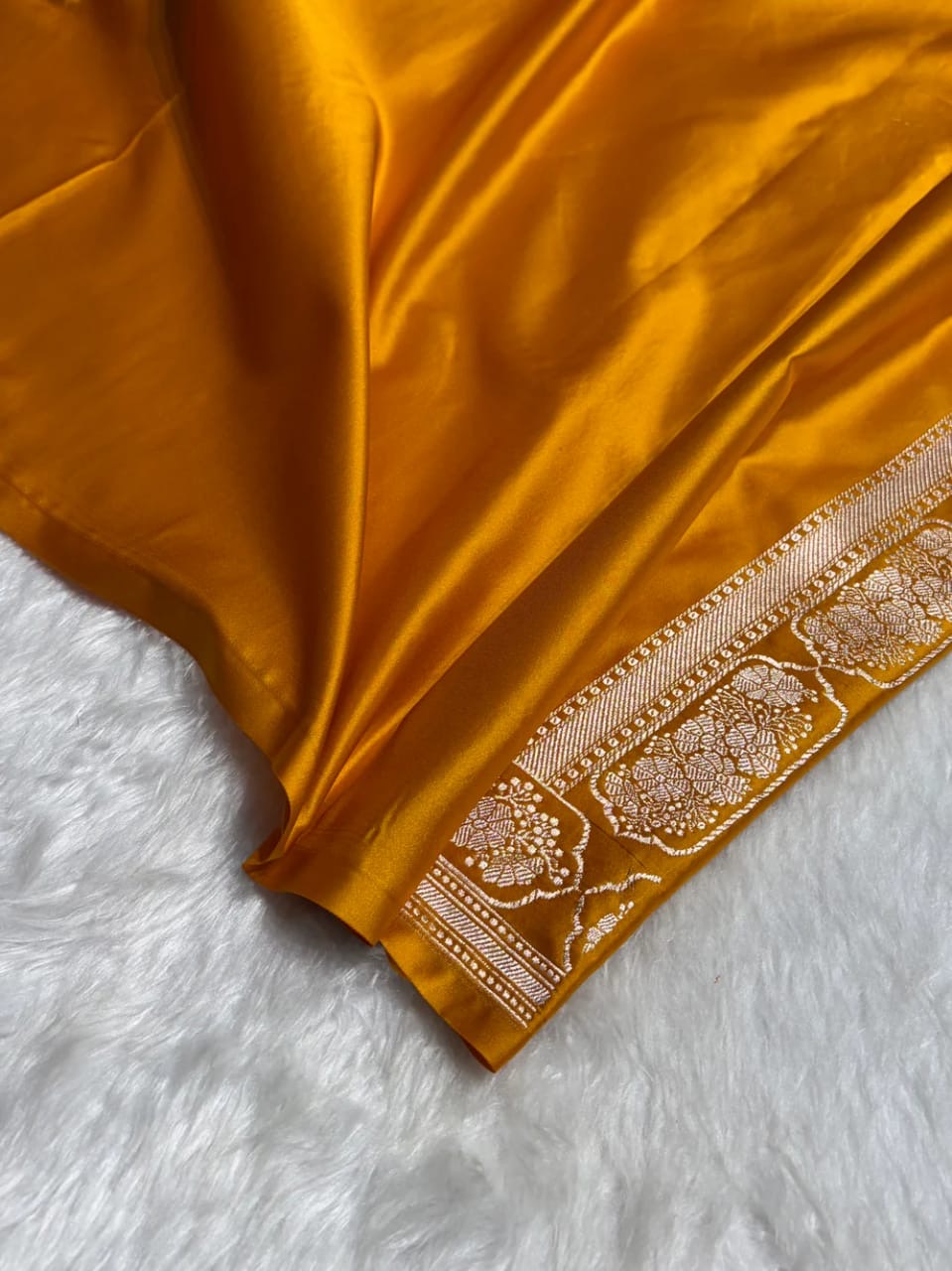 Banarasi Mashru Kataan Silk Saree Featuring Flower Buta Design with Ikkat Border and Zari Pallu – MKS409