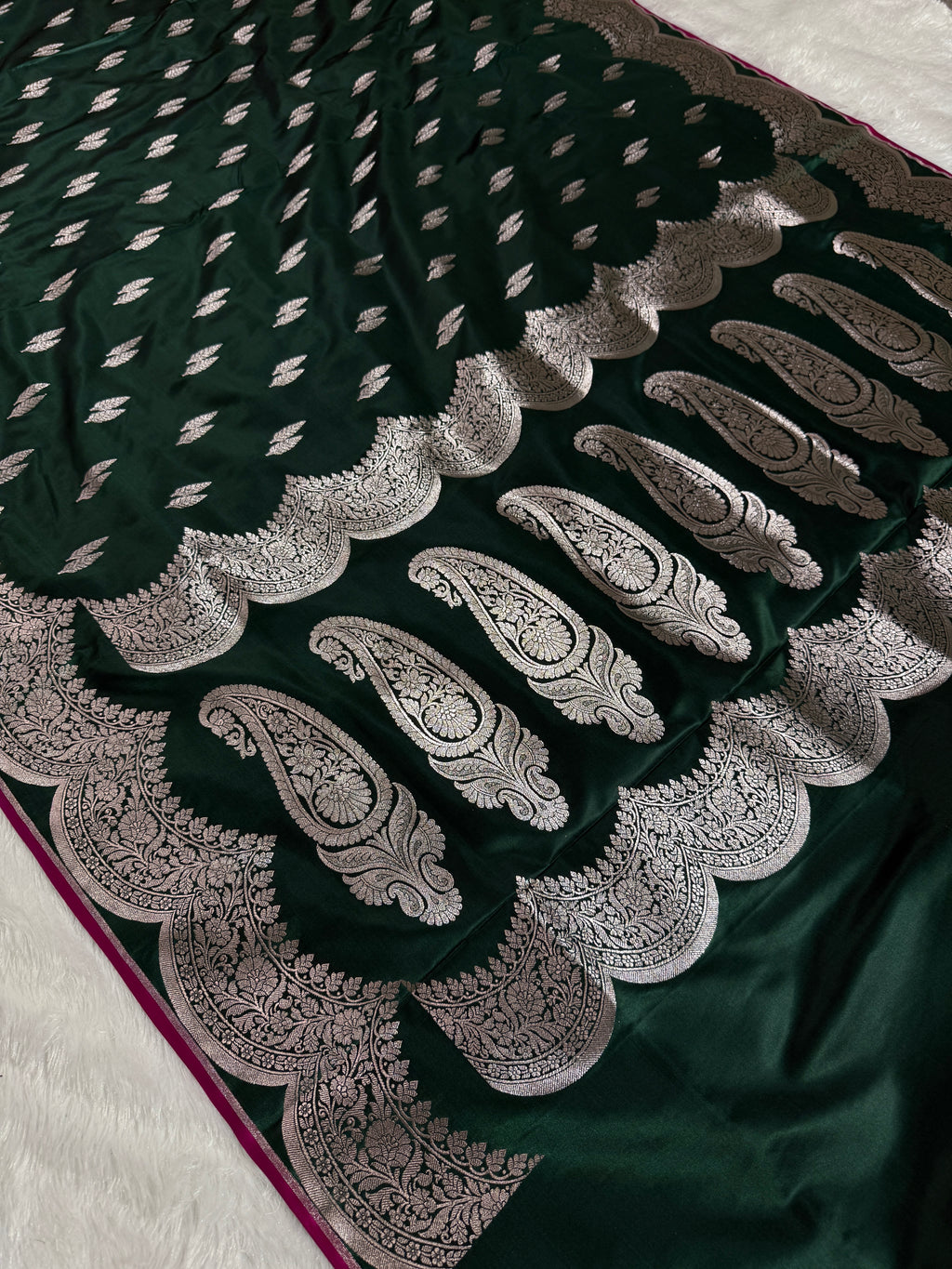 Green Banarasi Mashru Silk Saree with Jacquard Woven Dual Buta & Refined Zari Touch MKS088