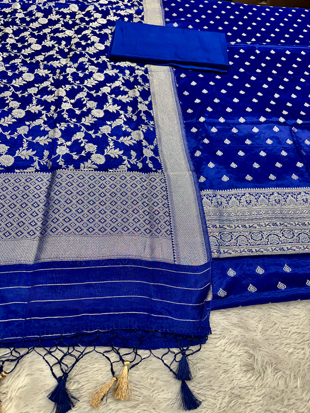 ✨ Banarasi Jacquard HO Silk 3-Piece Unstitched Dress Material MSS13