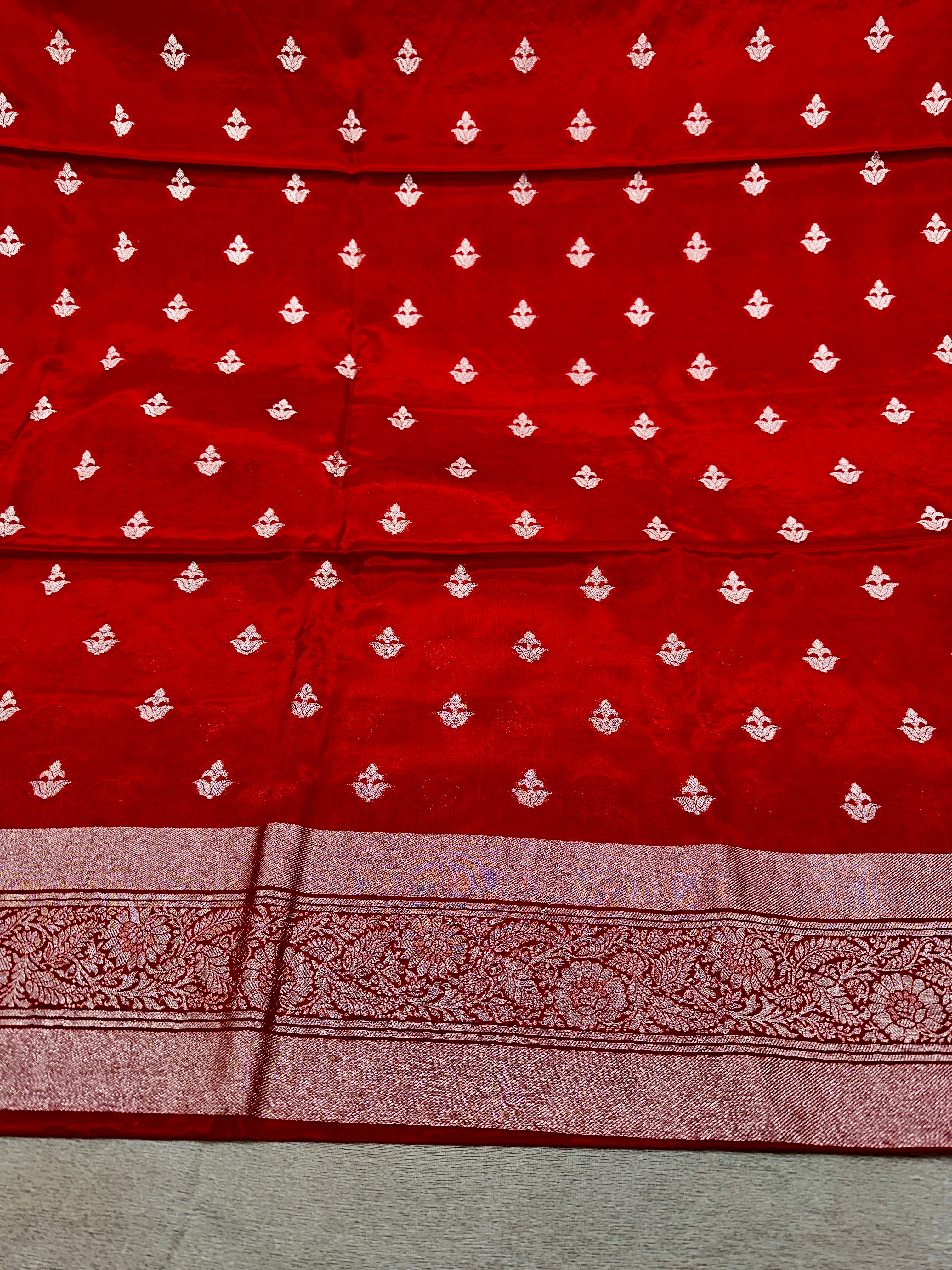 ✨ Banarasi Jacquard Gap Buti HO Silk 3-Piece Unstitched Dress Material MSS24