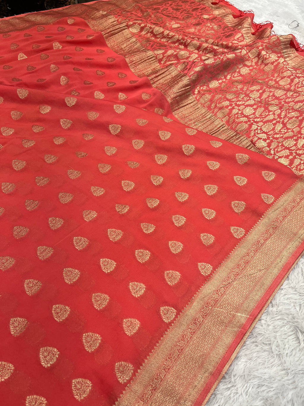 Chinon Silk Buta Zari Pitch Color Saree CN01