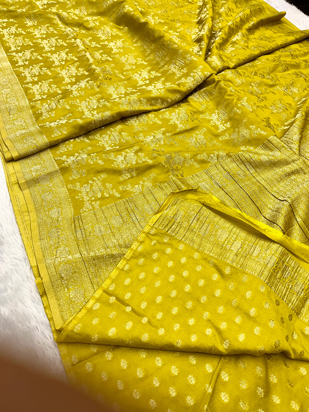 Chinon Silk Flower Design Lemon Color Saree CN04