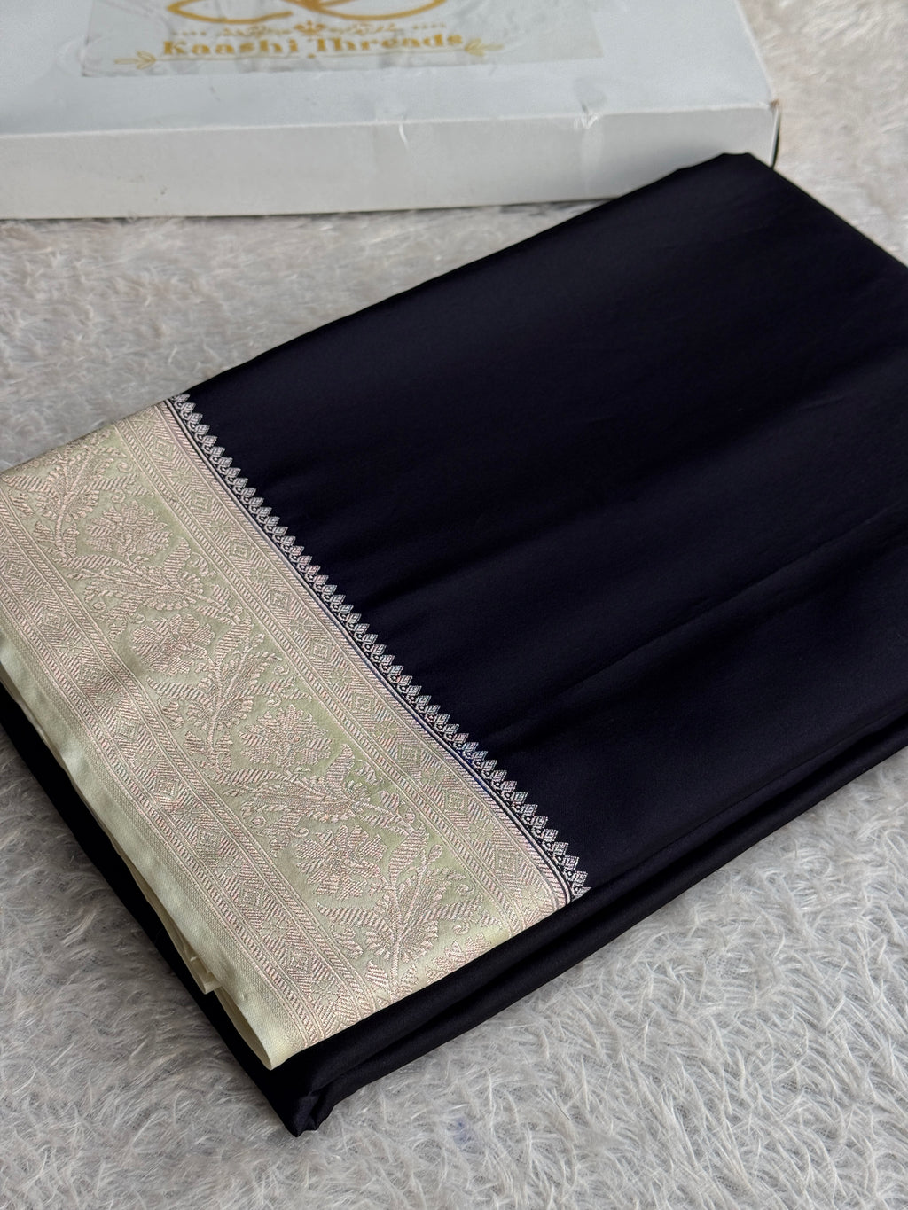 Black with Cream Mashru Kataan Silk Banarasi Saree with Rich Zari Pallu | MKS735