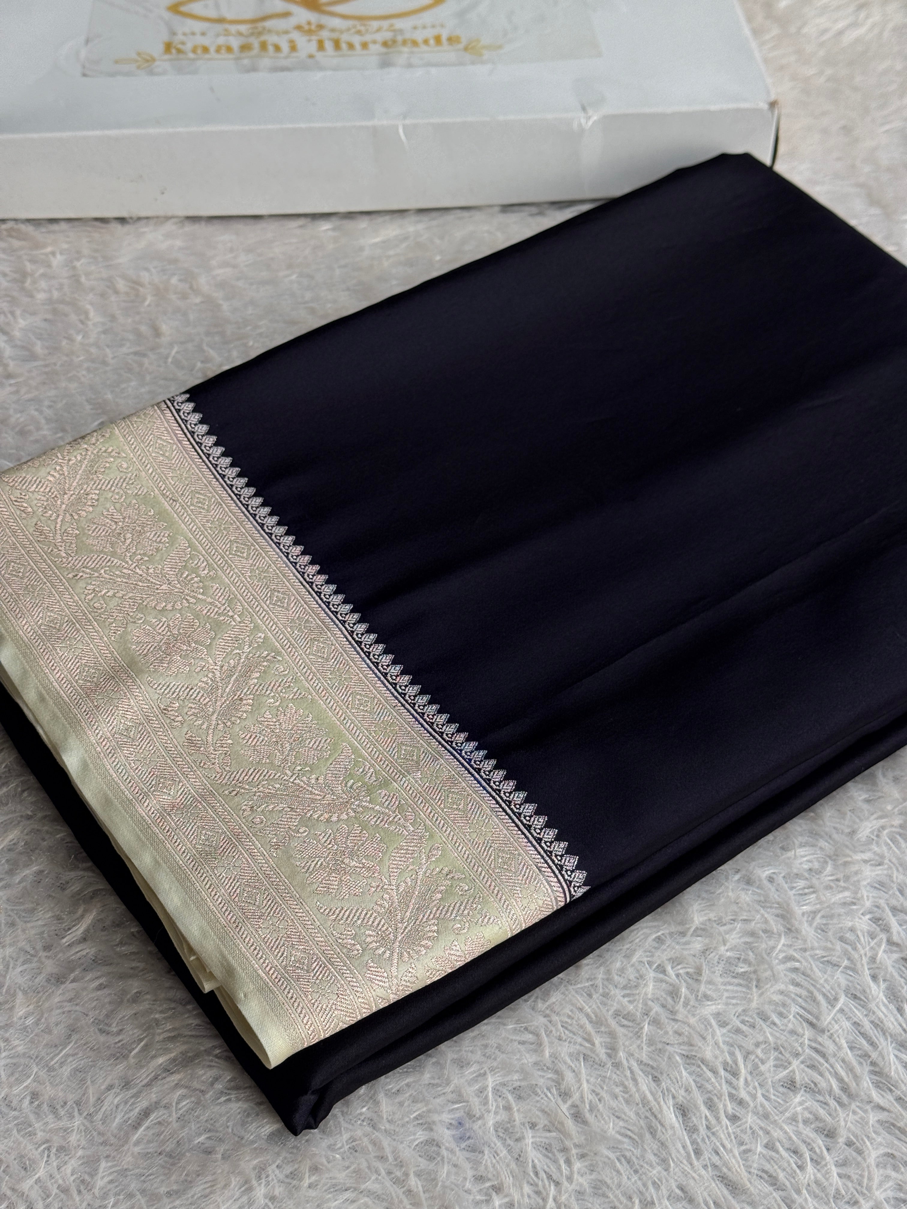Black with Cream Mashru Kataan Silk Banarasi Saree with Rich Zari Pallu | MKS735