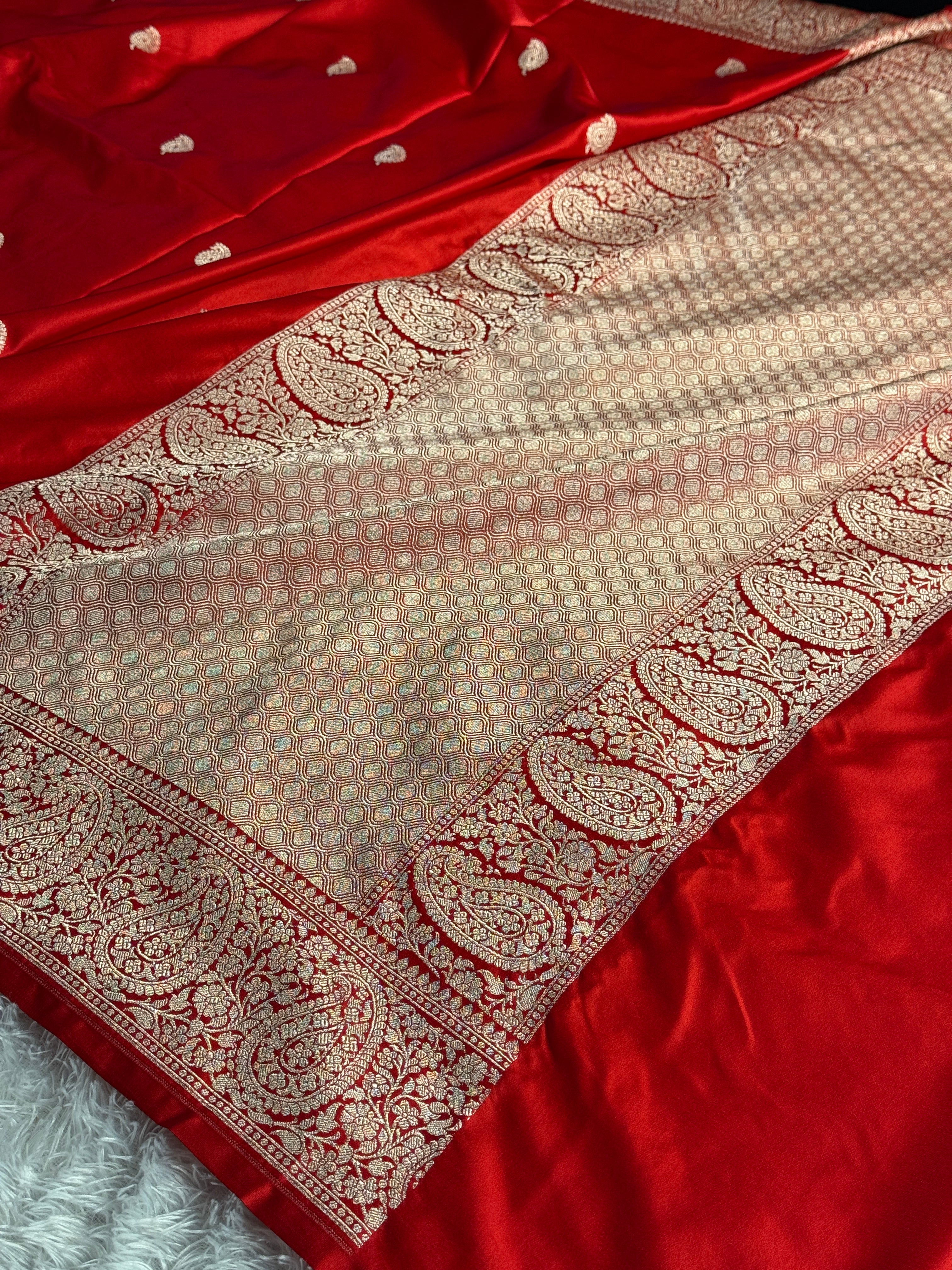 Red Mashru Kataan Silk Saree with All Over Buta Woven Design & Rich Zari Pallu | MKS698