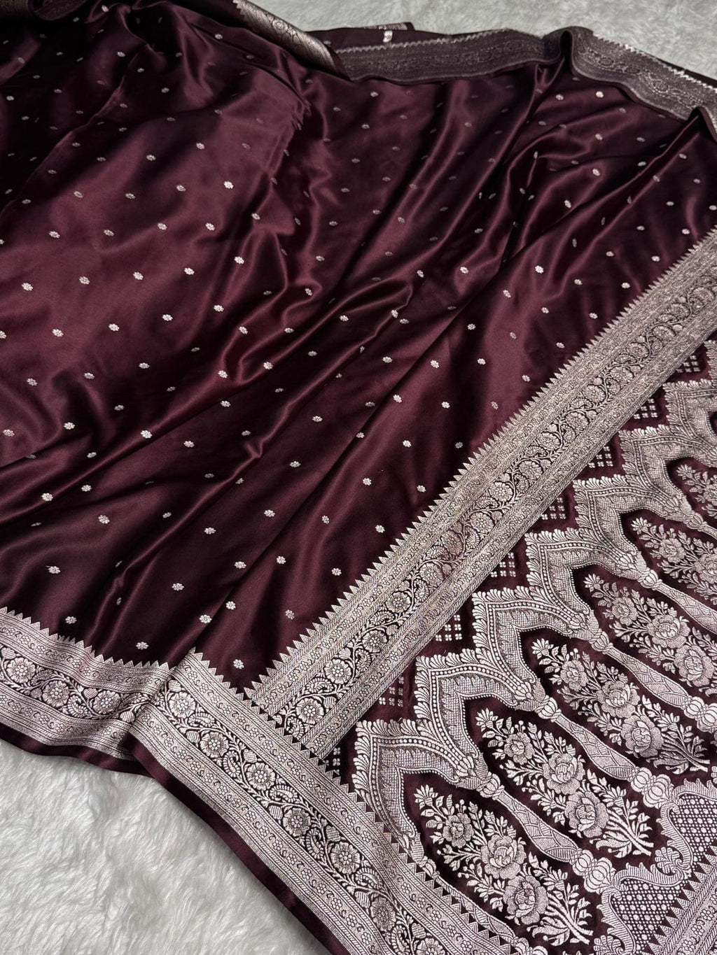 Premium Mashru Kataan Silk Saree with Star Buti Motifs and Luxurious Zari Pallu – MKS410