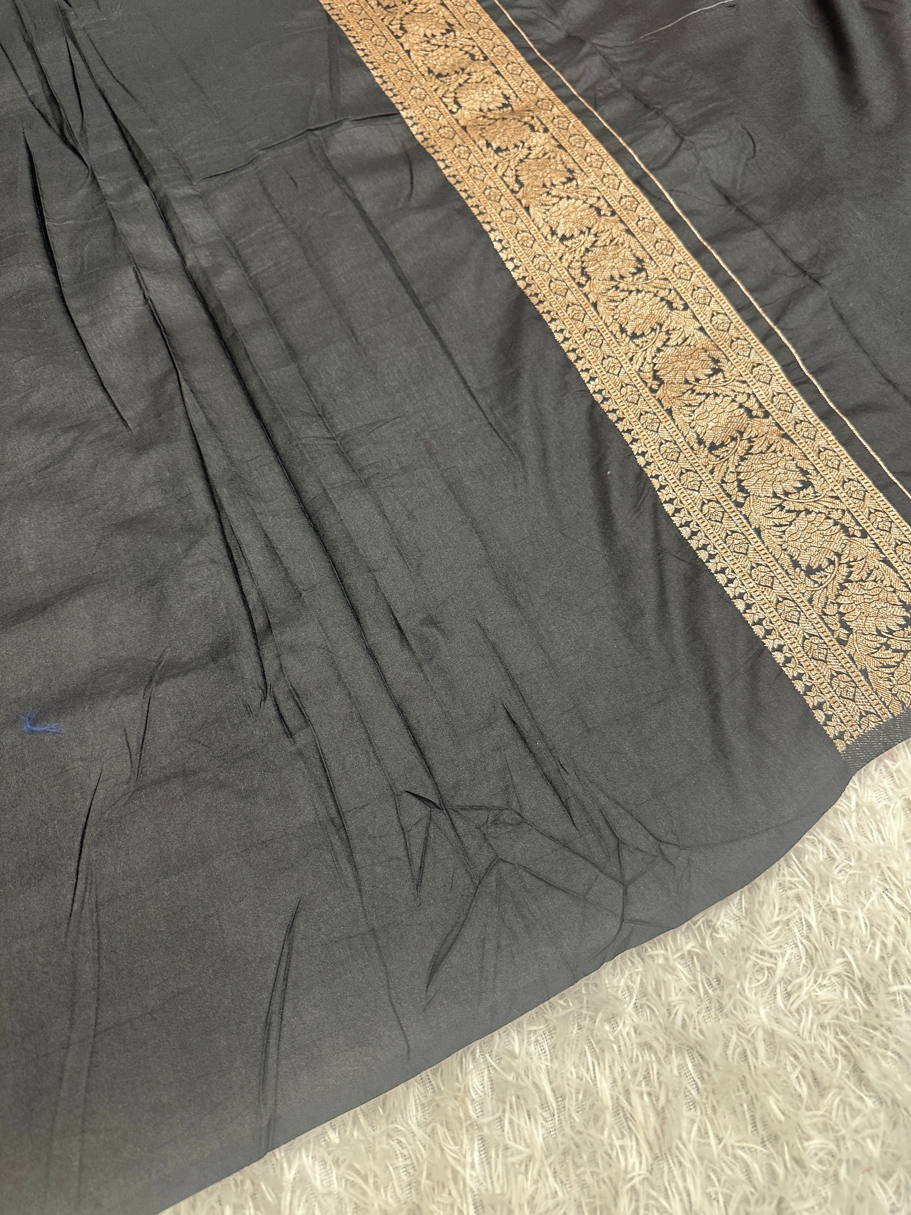 Black Maroon Banarasi Dupion Silk Saree with Embossed Antique Zari Weaving & Rich Antique Zari Pallu | STF104