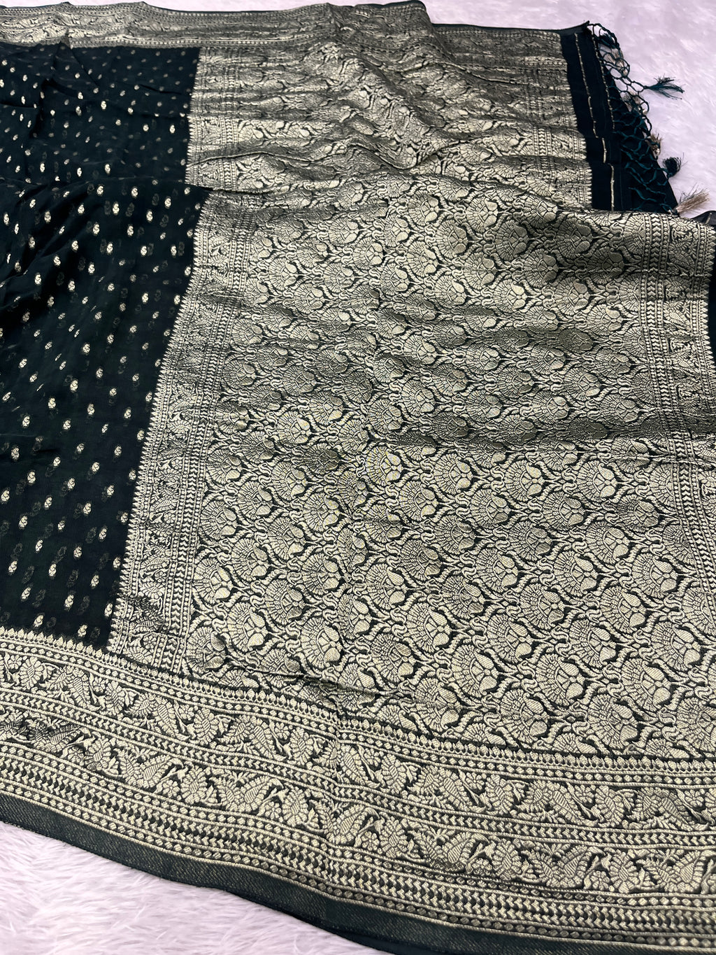 Banarsi Pure Natural Georgette Traditional Patti Buti  Design VSG05