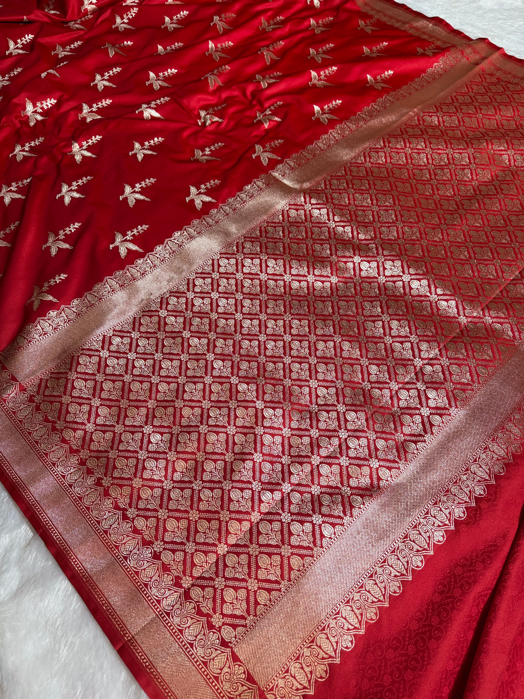 Red Color MASHRU BUTA SAREE MKS086