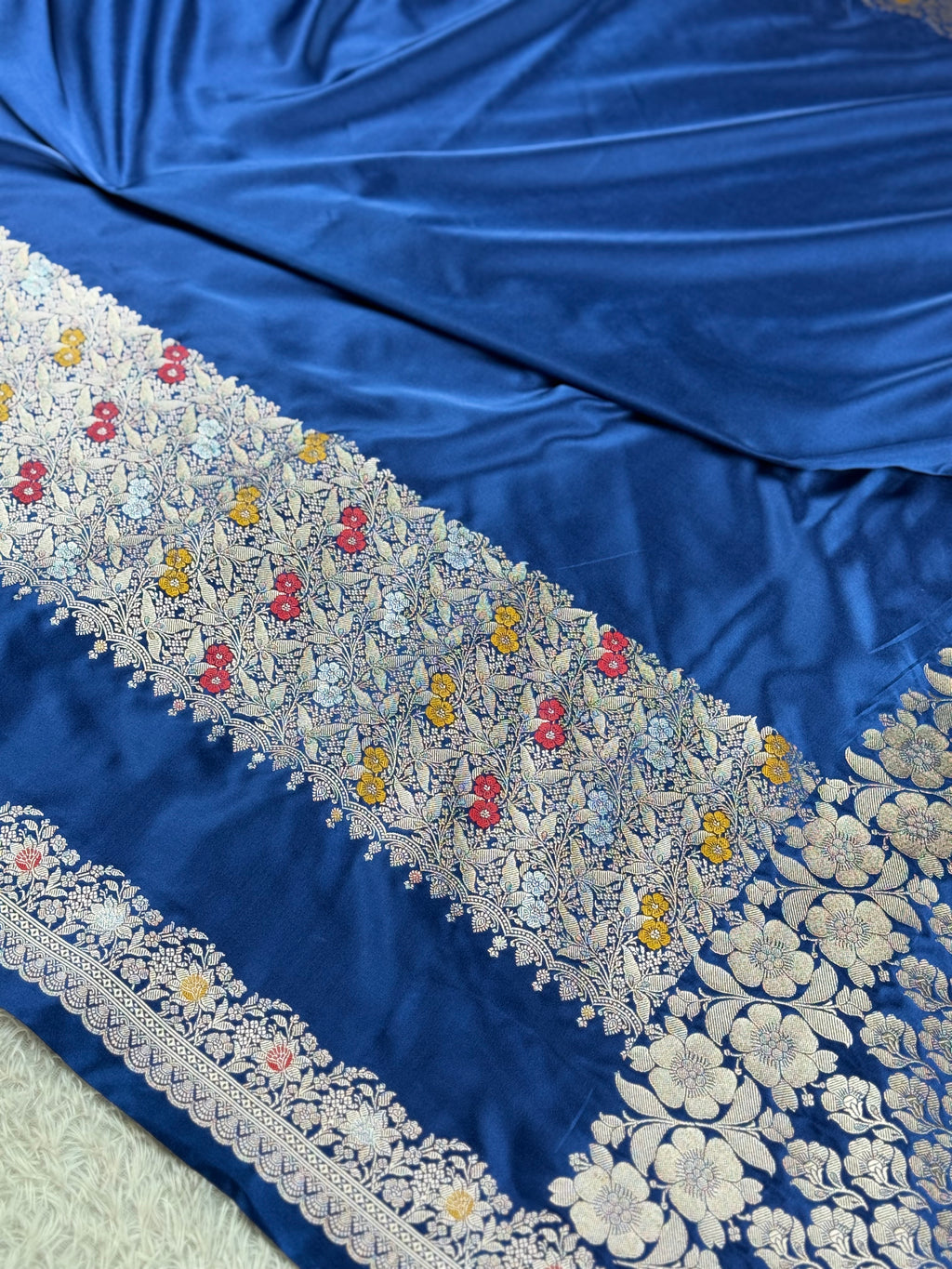 Elegant Navy Blue Zari Meenakari Banarasi Saree with Rich Pallu | MKS563