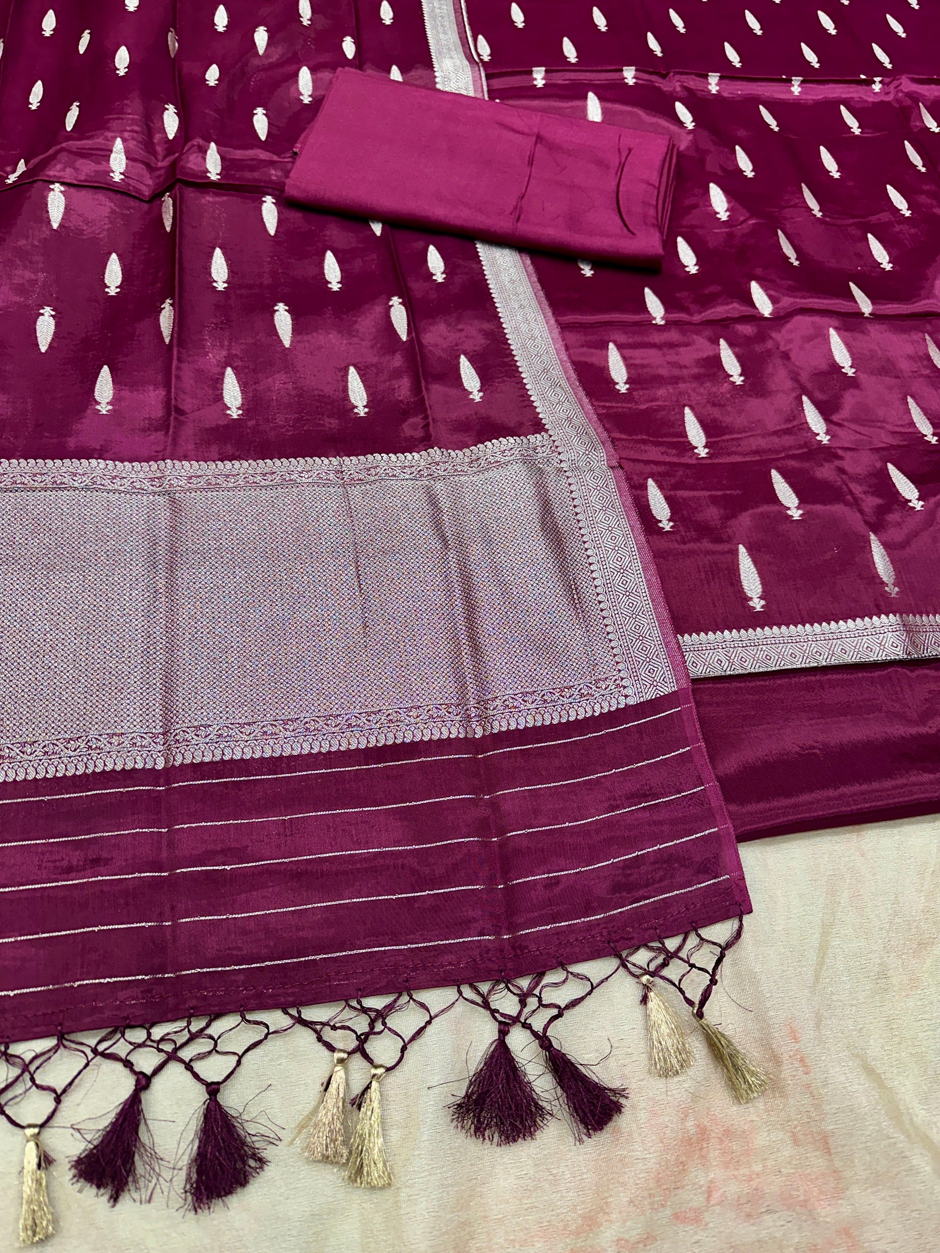 ✨ Banarasi Jacquard Gap Buti HO Silk 3-Piece Unstitched Dress Material MSS19