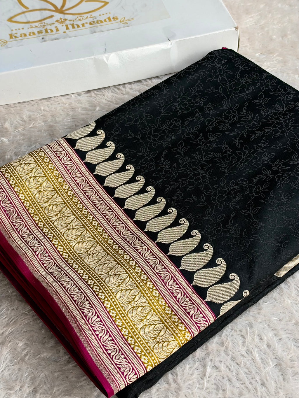 Black Mashru Silk Tanchoi Woven Saree with Multicolour Zari Border & Rich Zari Pallu | MKS851