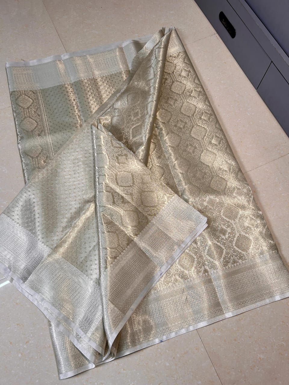 Nayantara inspired Kanchi tissue Silk Saree Ts114