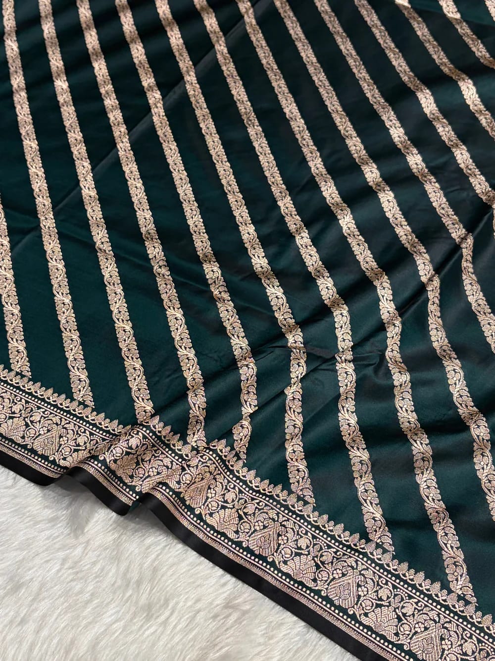 Banarasi Mashru Kataan Silk Saree Featuring Aaddha Zari Weave with Rich Zari Pallu – MKS413
