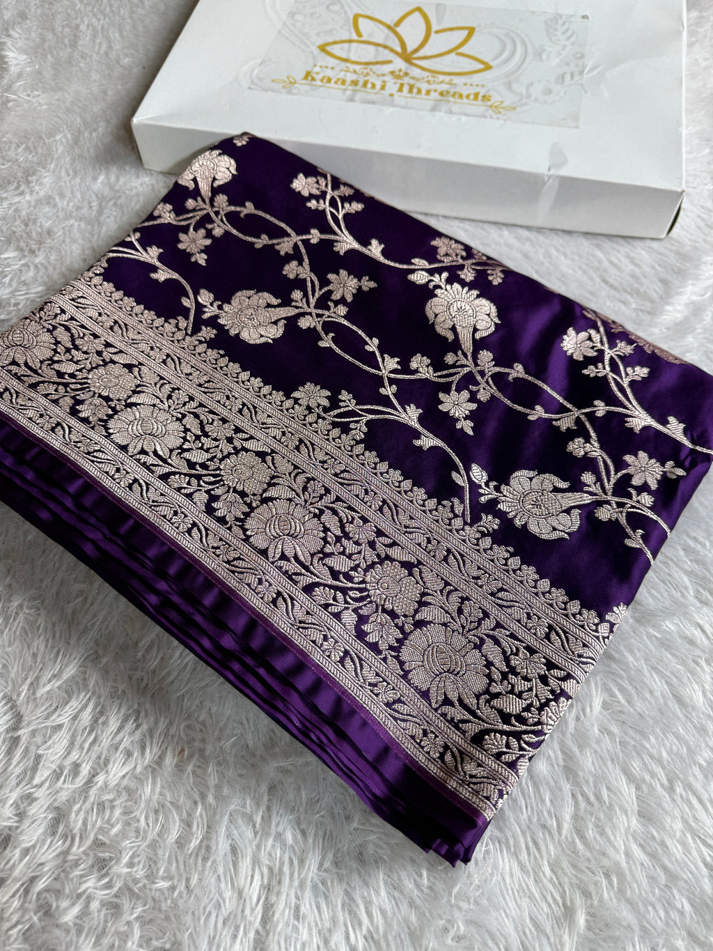 Violet Banarasi Mashru Silk Saree with Jacquard Woven Floral Jaal Design MKS076