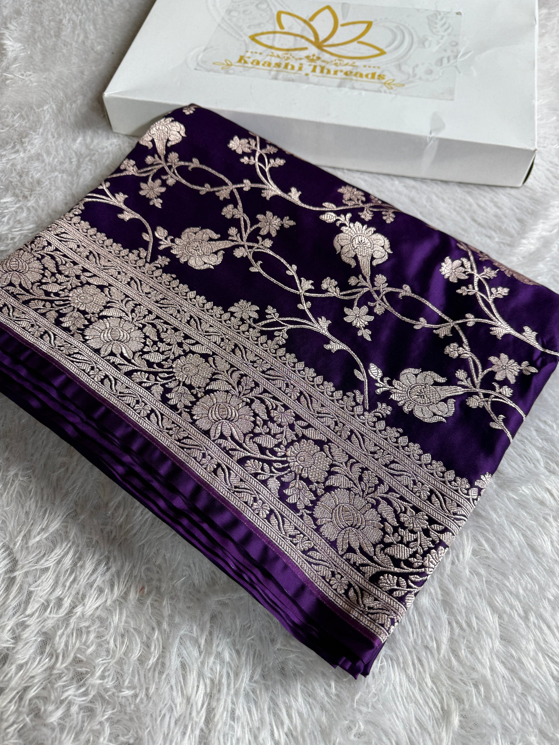 Violet Banarasi Mashru Silk Saree with Jacquard Woven Floral Jaal Design MKS076