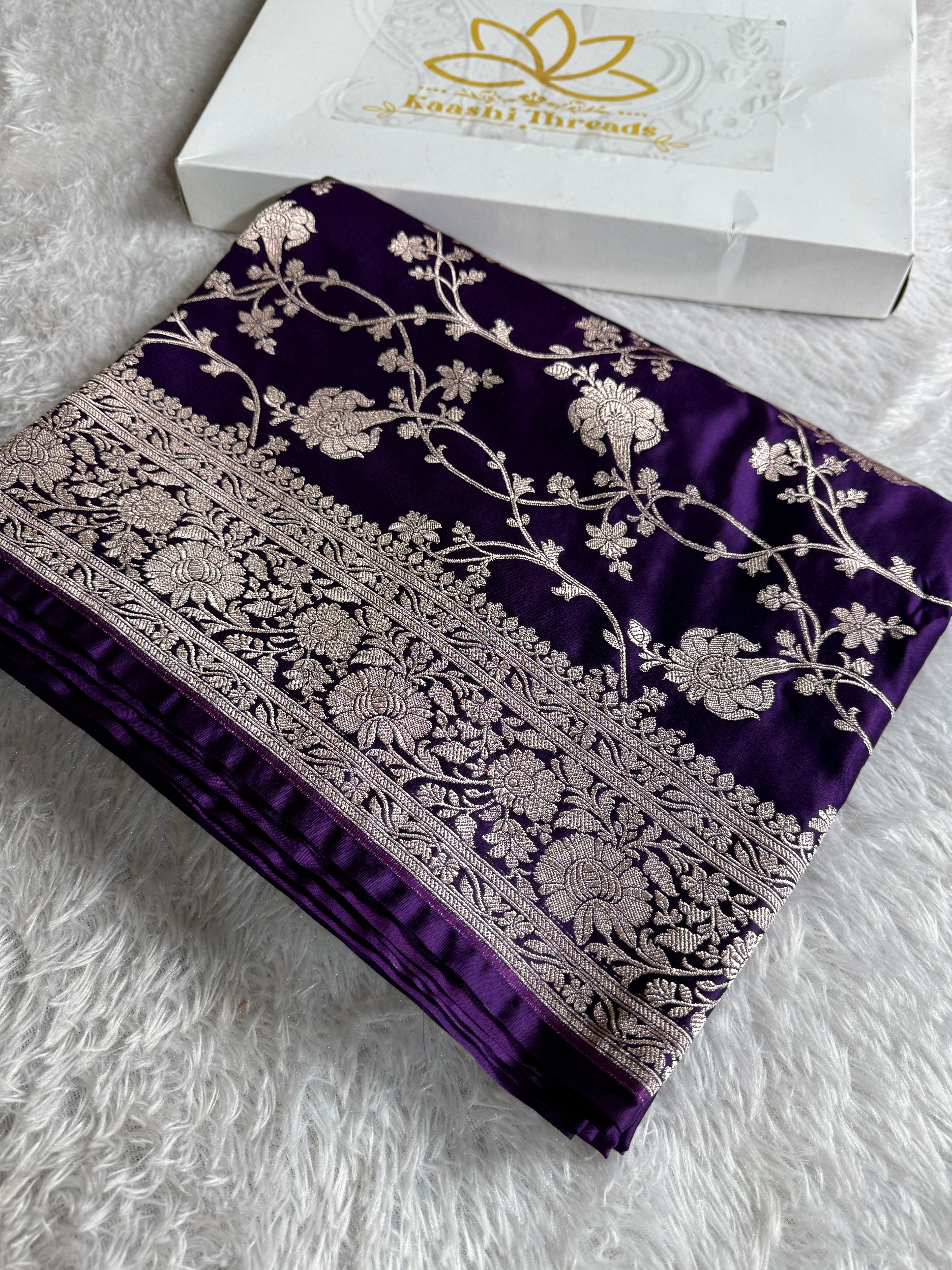 Violet Banarasi Mashru Silk Saree with Jacquard Woven Floral Jaal Design MKS076