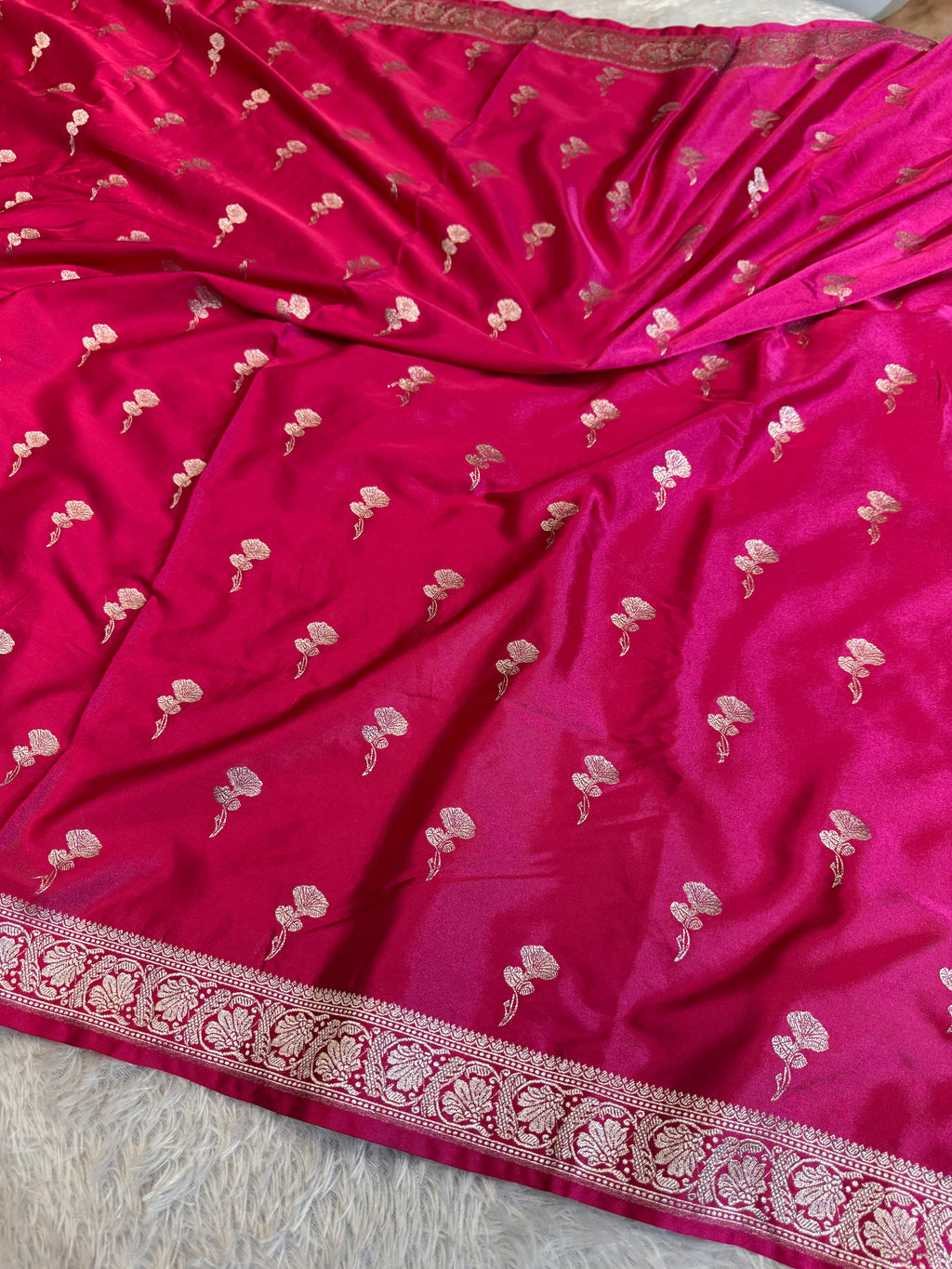 Rani Pink Banarasi Mashru Silk Saree with Jacquard Woven Floral Buta Pattern MKS132