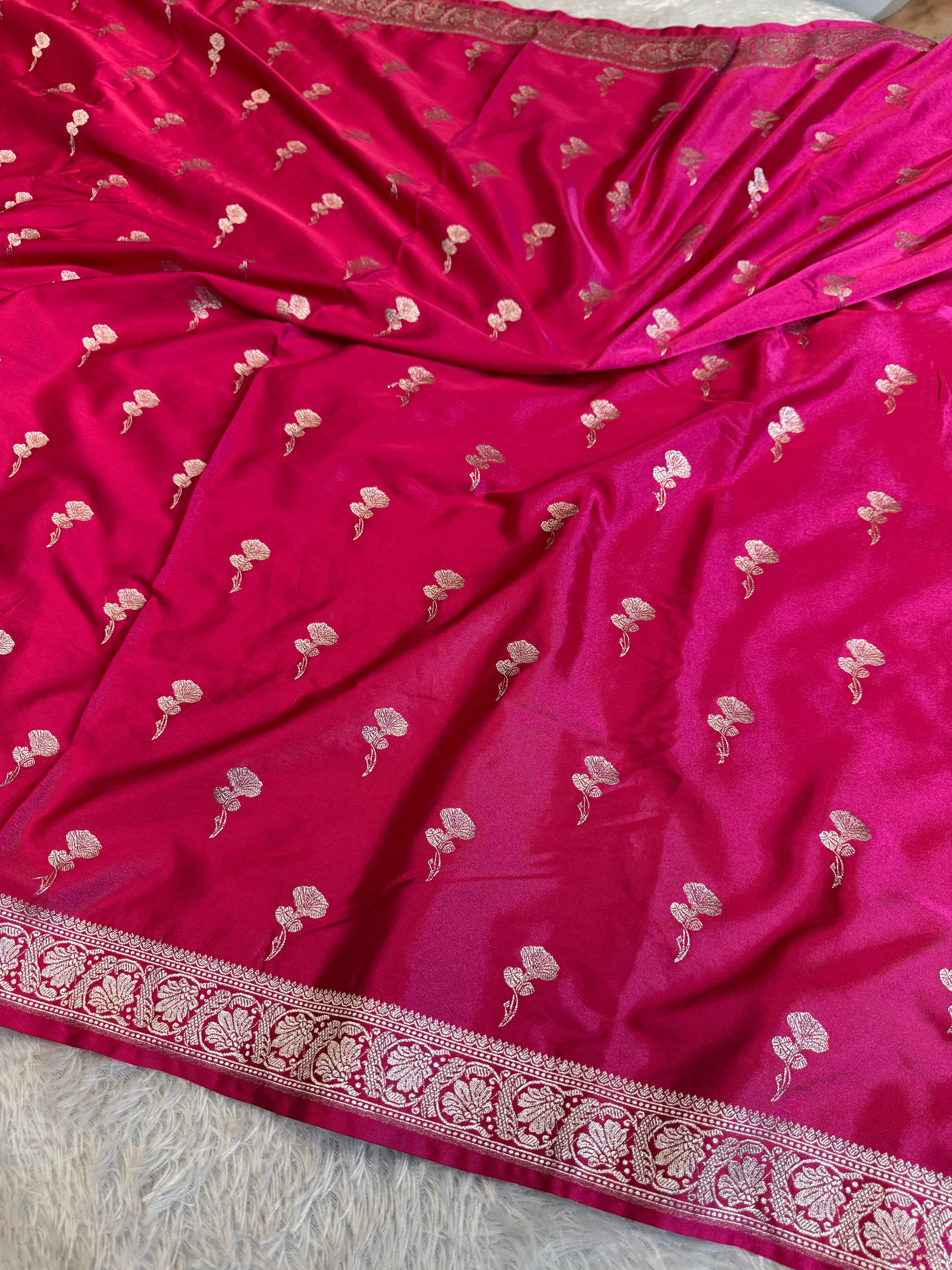 Rani Pink Banarasi Mashru Silk Saree with Jacquard Woven Floral Buta Pattern MKS132