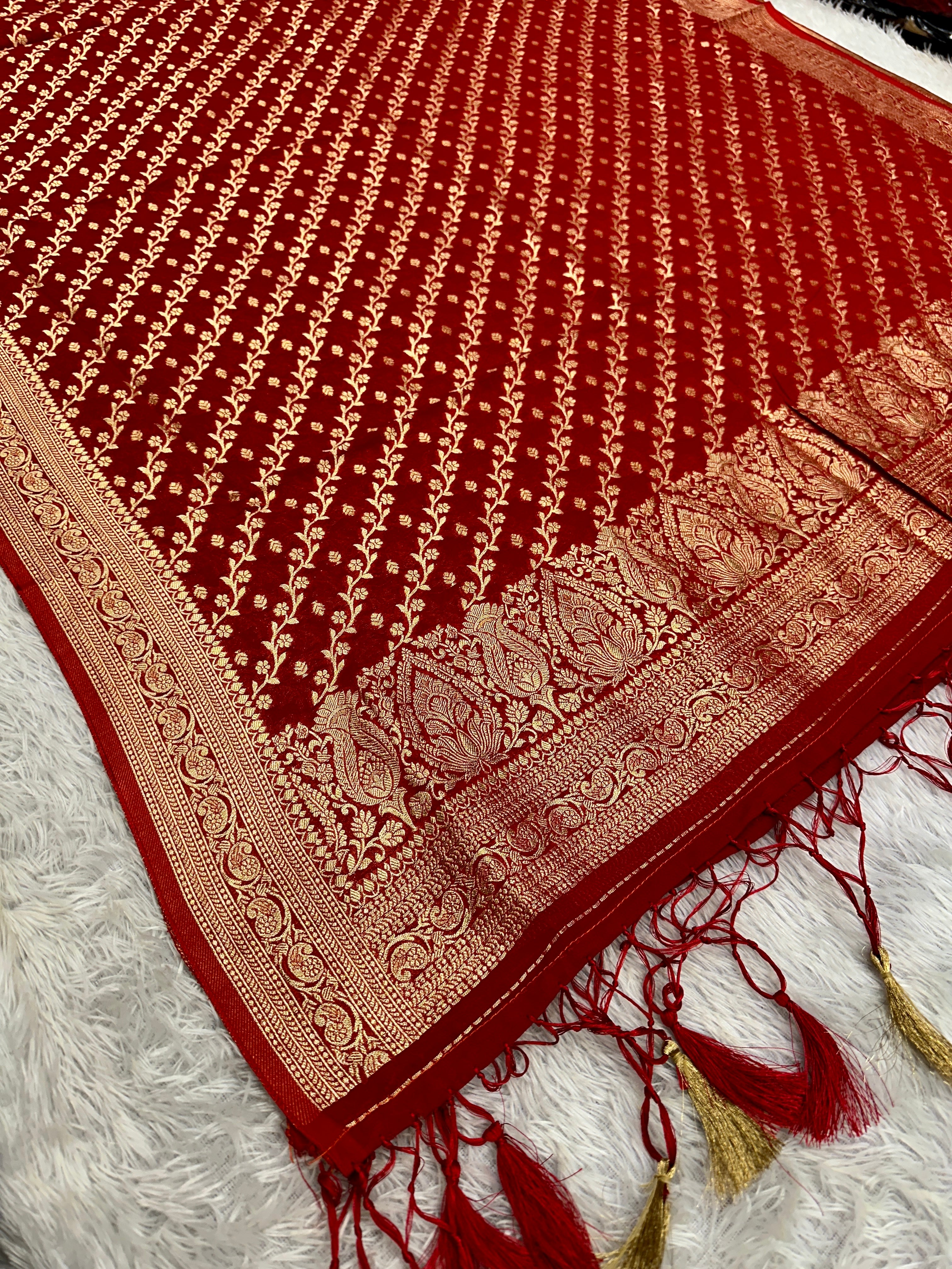 Banarasi Jacquard Zari Georgette Suit Dress – 3 Pc Set MSS23