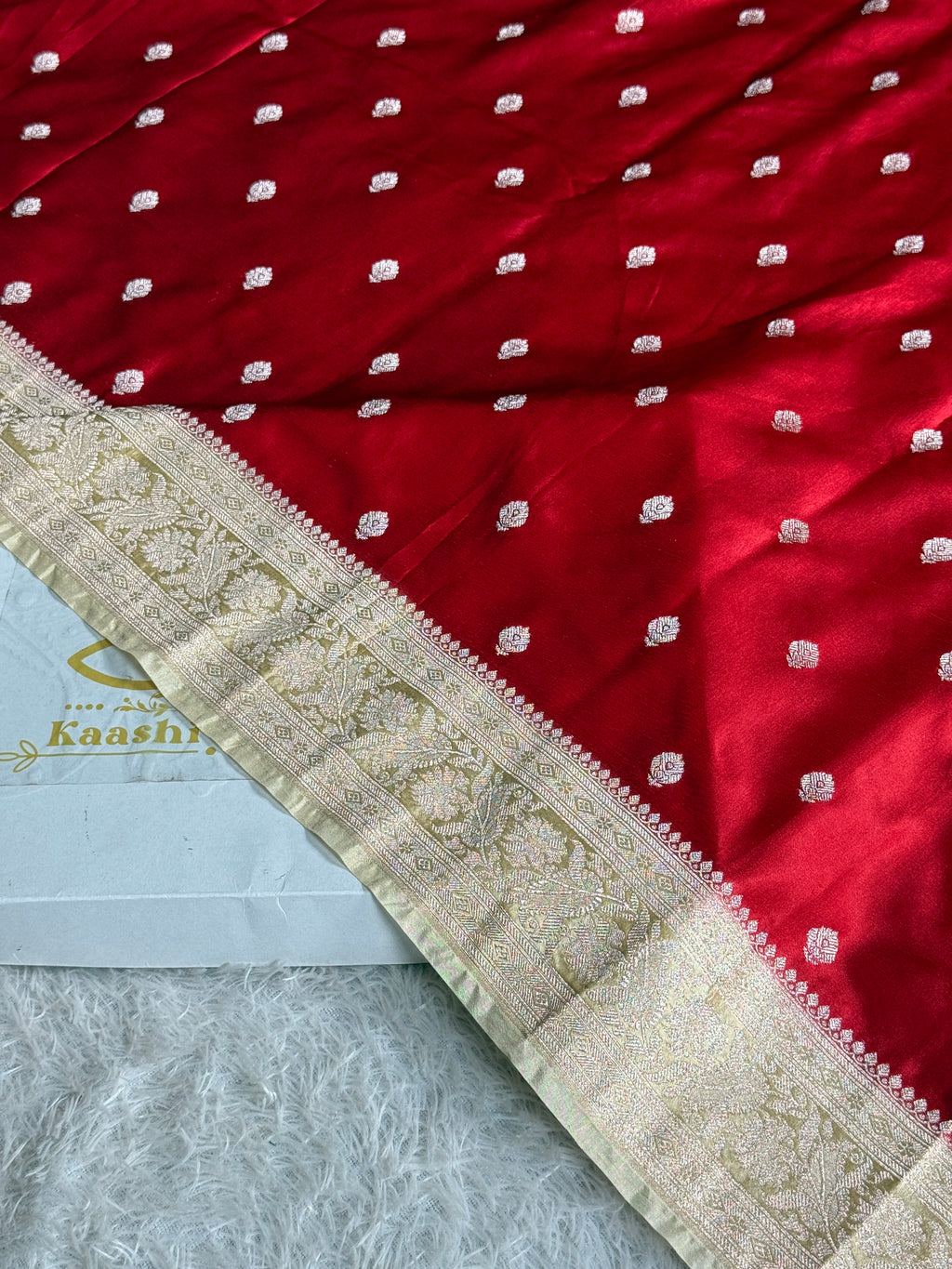 Elegant Reddish Maroon Mashru Kataan Silk Saree with Beige Contrast Border – MKS670