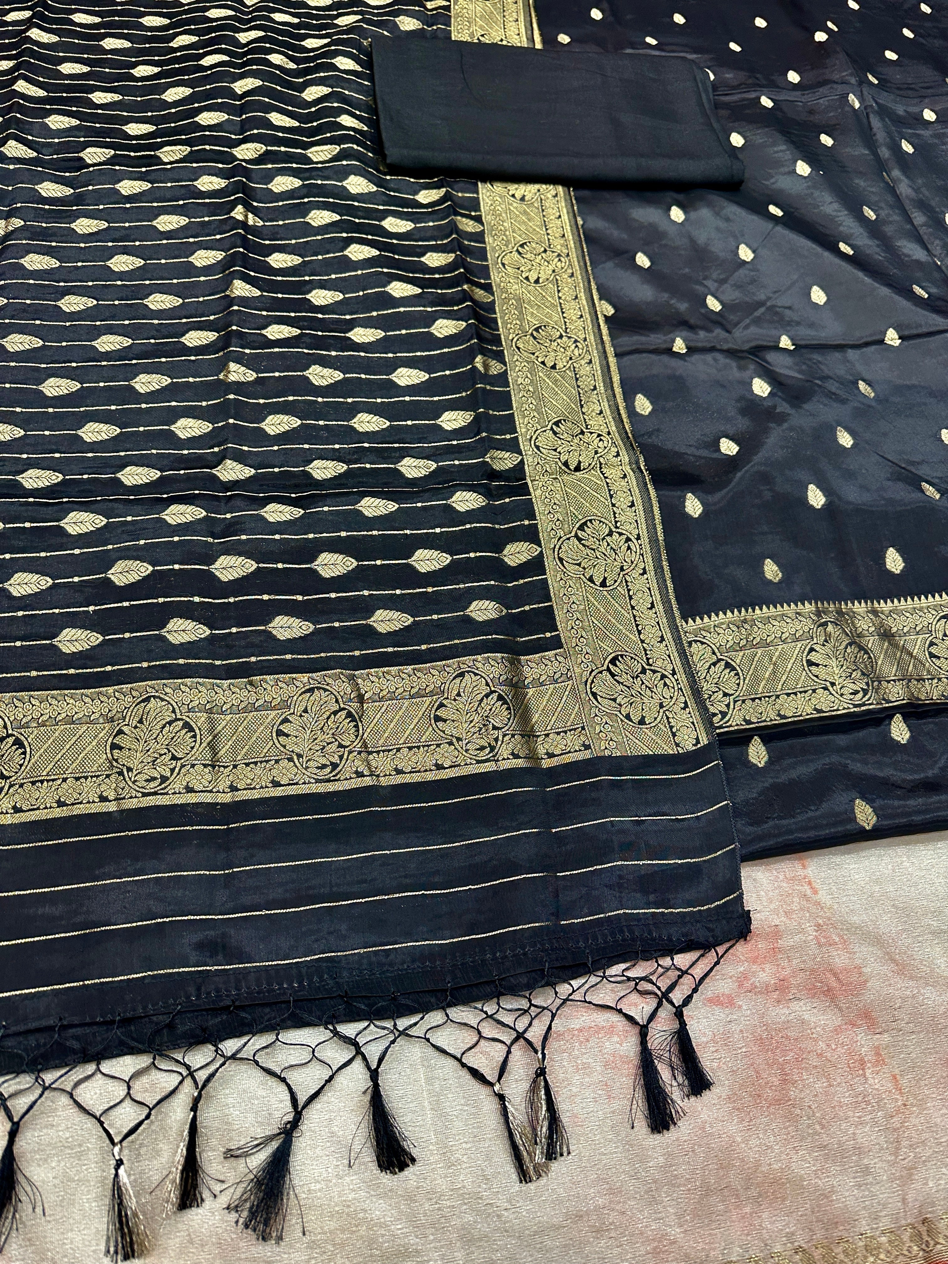 ✨ Banarasi Jacquard Gap Buti HO Silk 3-Piece Unstitched Dress Material MSS21