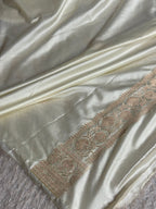 Royal Blue & Beige Mashru Saatan Silk Saree with All-Over Chunri Buti & Rich Zari Pallu – MKS833