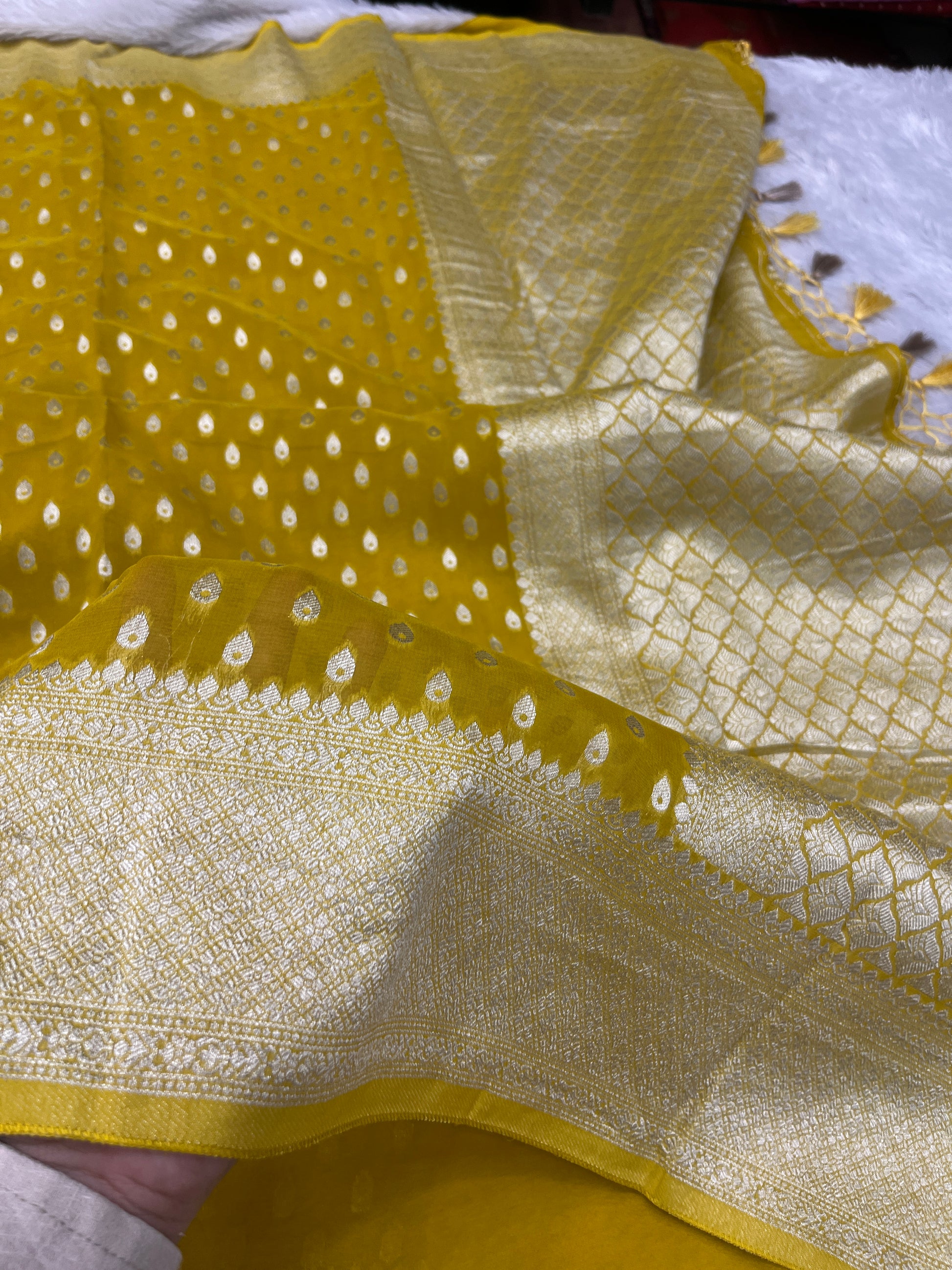 Banarsi Pure Natural Georgette Almond Buti  Design VSG06