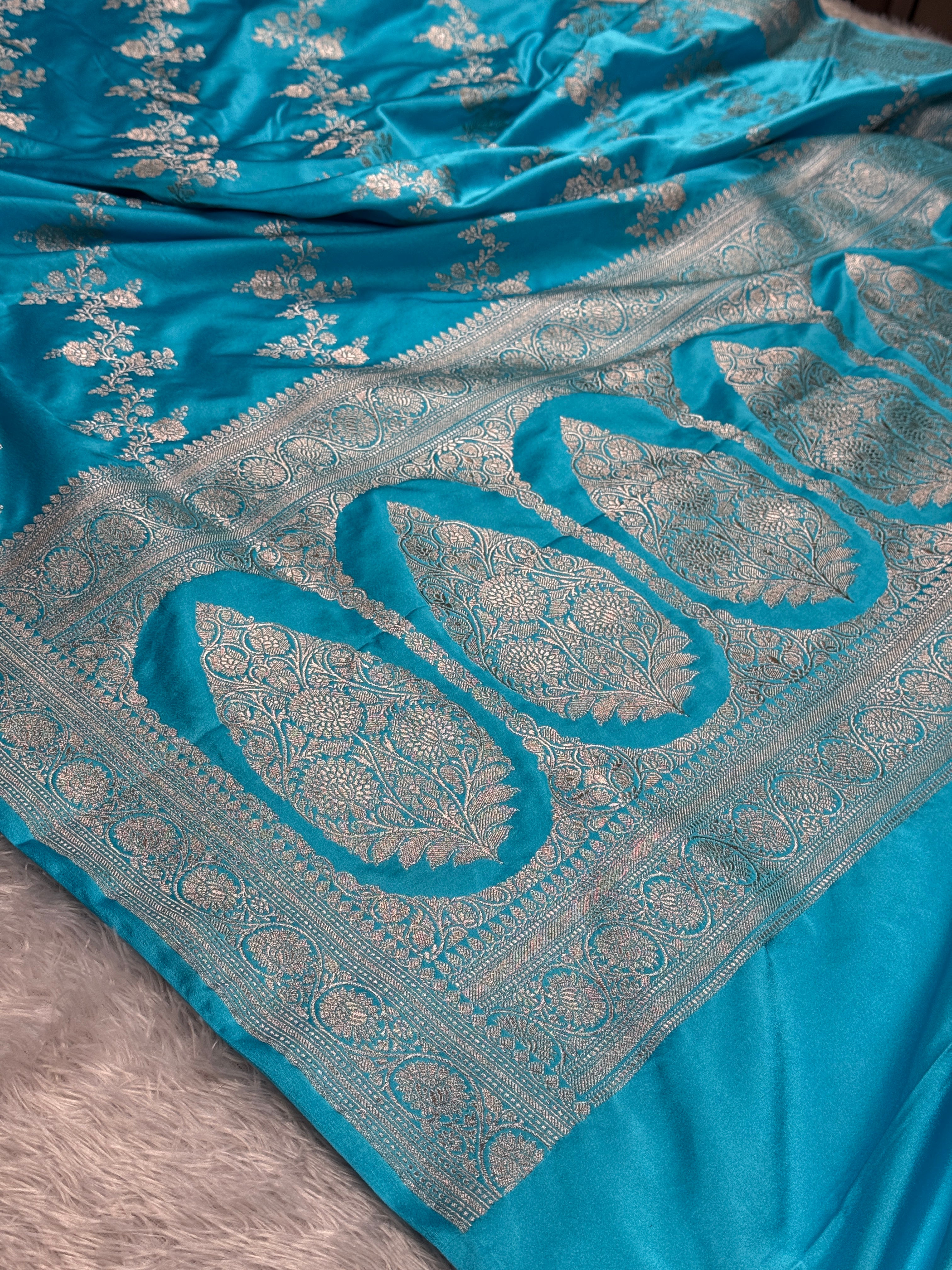 Light Blue Premium Banarasi Mashru Silk Saree with Jaal Woven Pattern MKS143