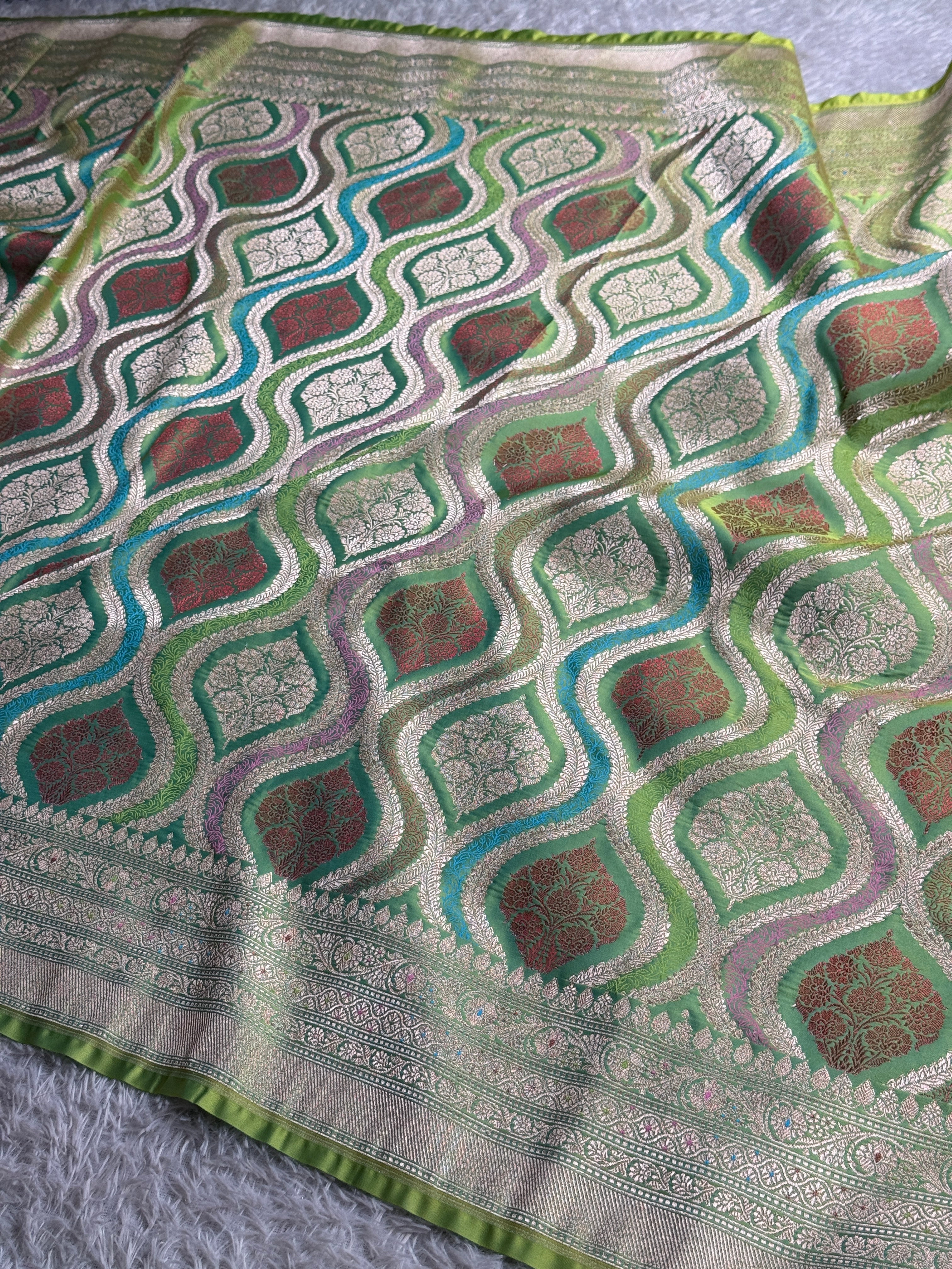 Sea Green Mashru Kataan Silk Saree With Rangkaat Alfi Meenakari Jaal Design – MKS646