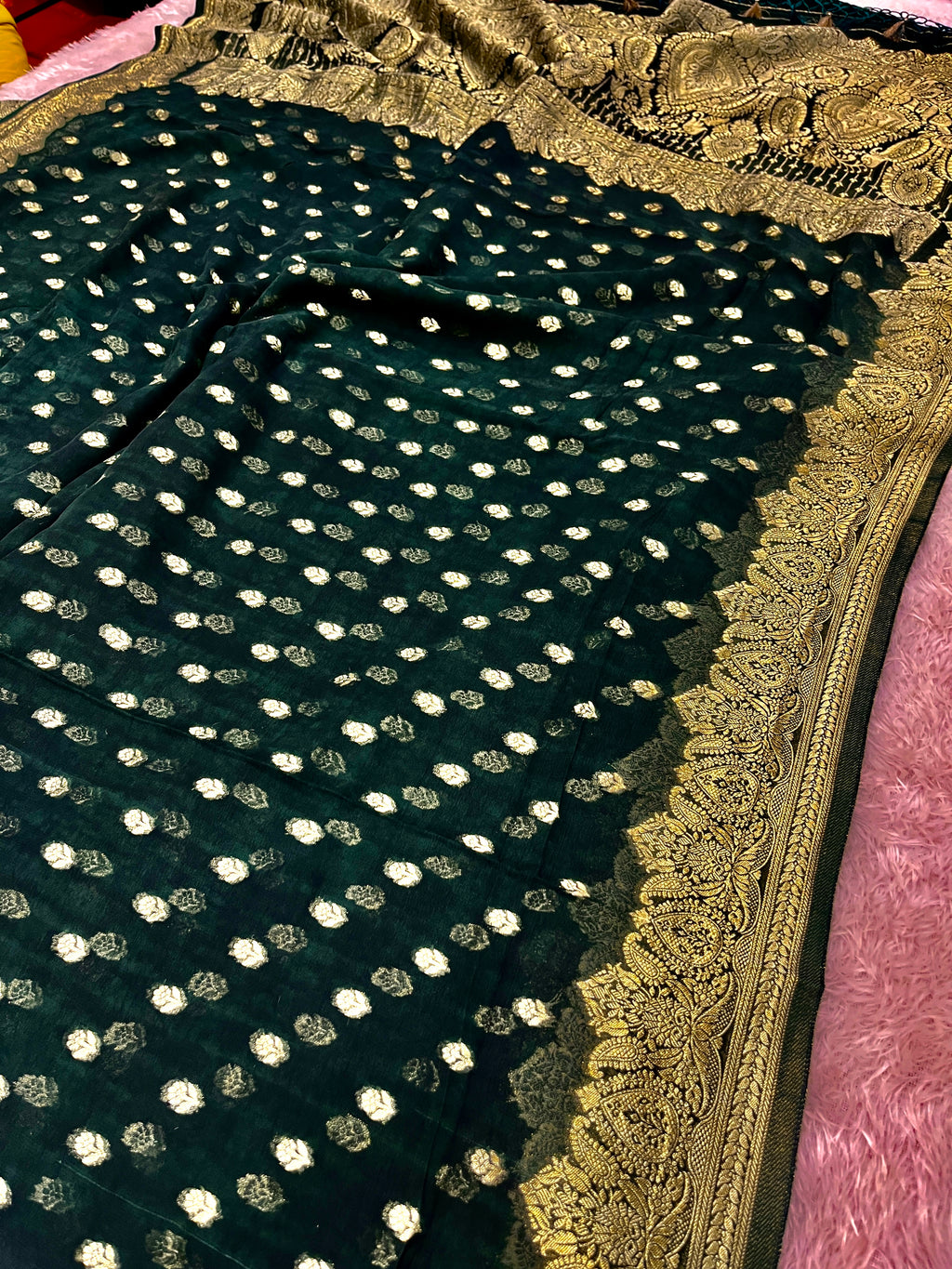 Banarsi Pure Natural Georgette Traditional Buta Design VSG04