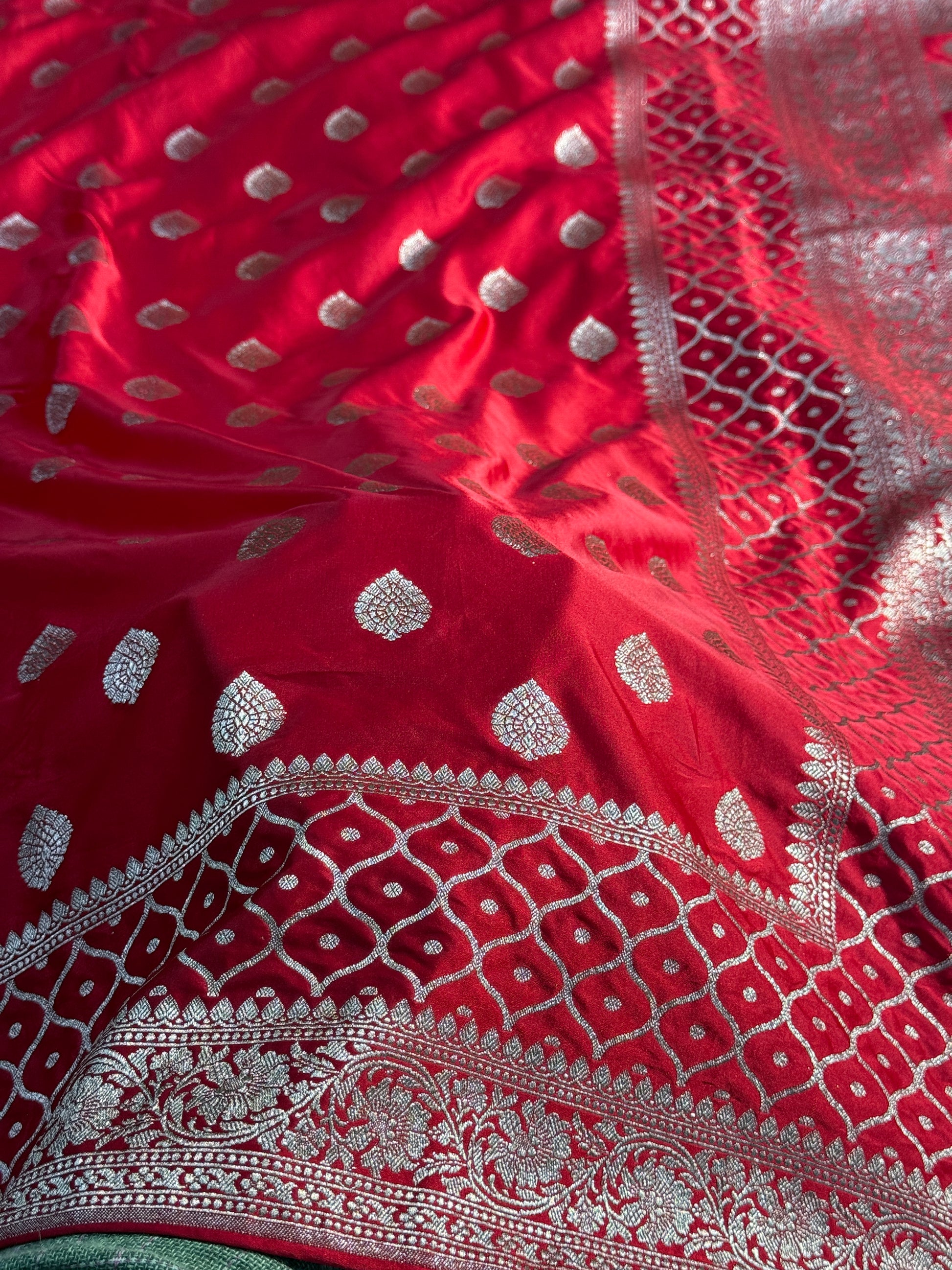 Mashru kataan Silk Zari Viewed Saree Ms18