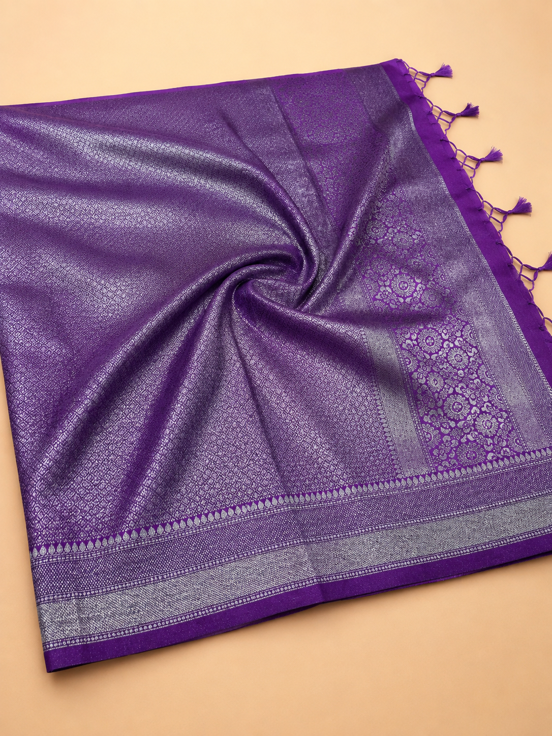 Magenta Soft Silk Saree with Rich Zari Woven Pallu | SS251