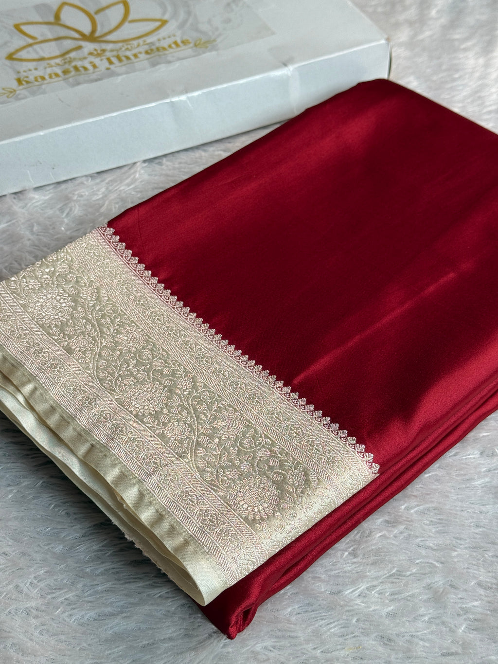 Elegant Maroon Mashru Kataan Silk Saree with Cream Contrast Zari Border – MKS632