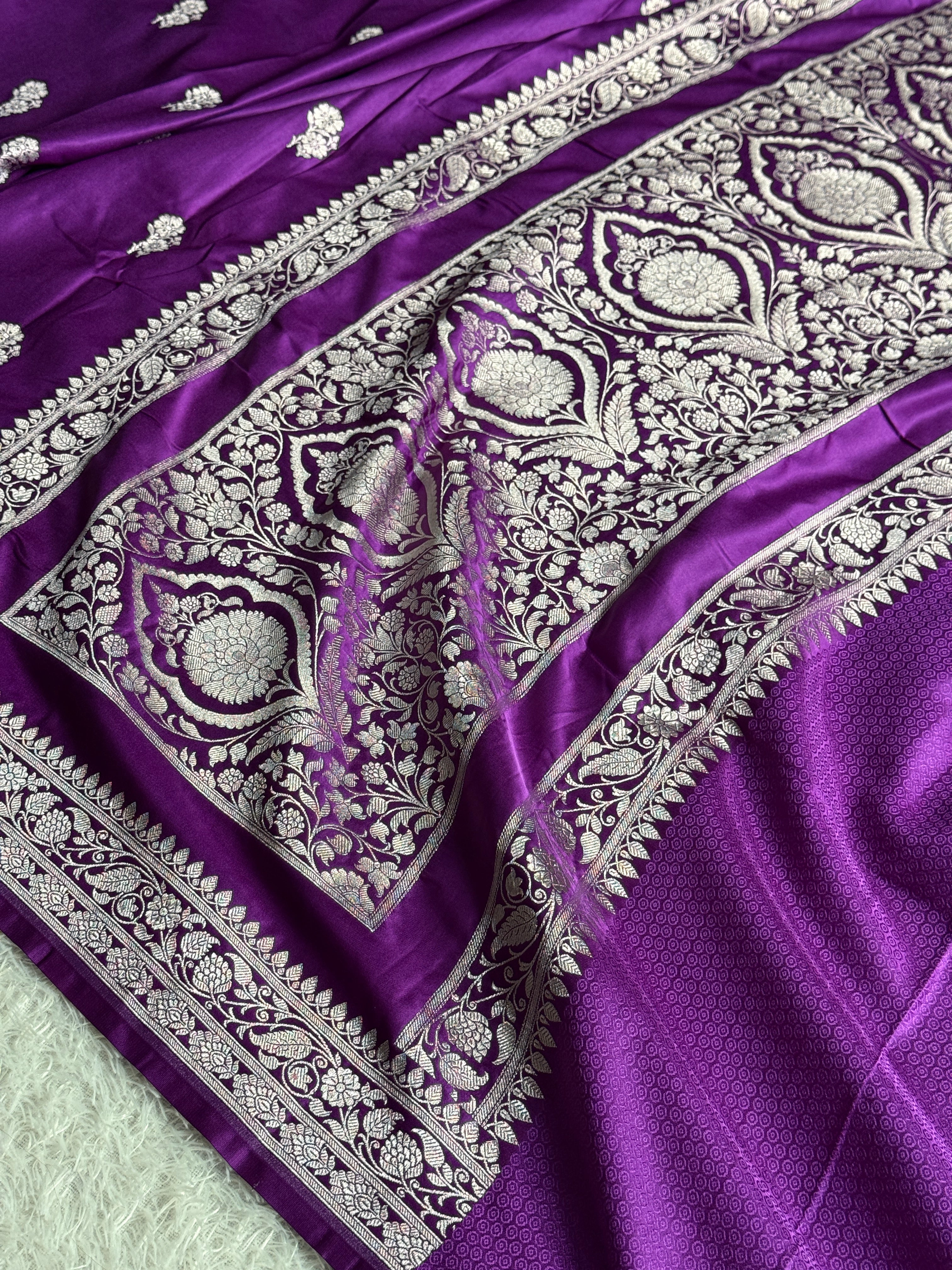 Magenta Banarasi Mashru Kataan Silk Saree with Buta Woven Design & Rich Zari Pallu | MKS687