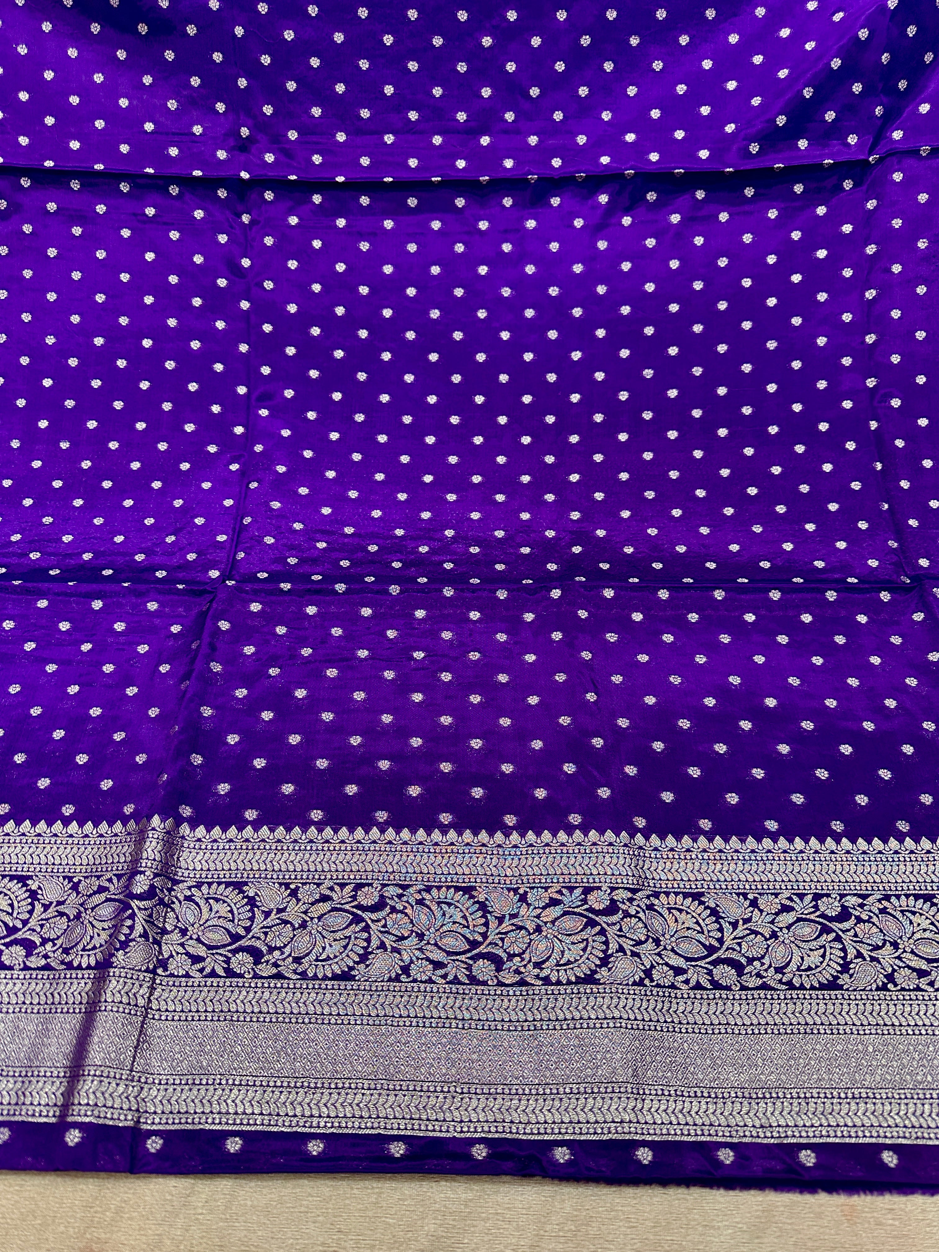 ✨ Banarasi Jacquard Gap Buti HO Silk 3-Piece Unstitched Dress Material MSS22