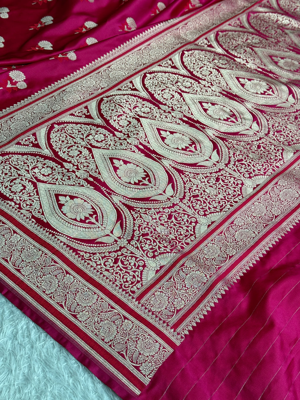 Rani Magenta Dual Shade Mashru Kataan Silk Banarasi Saree – MKS722