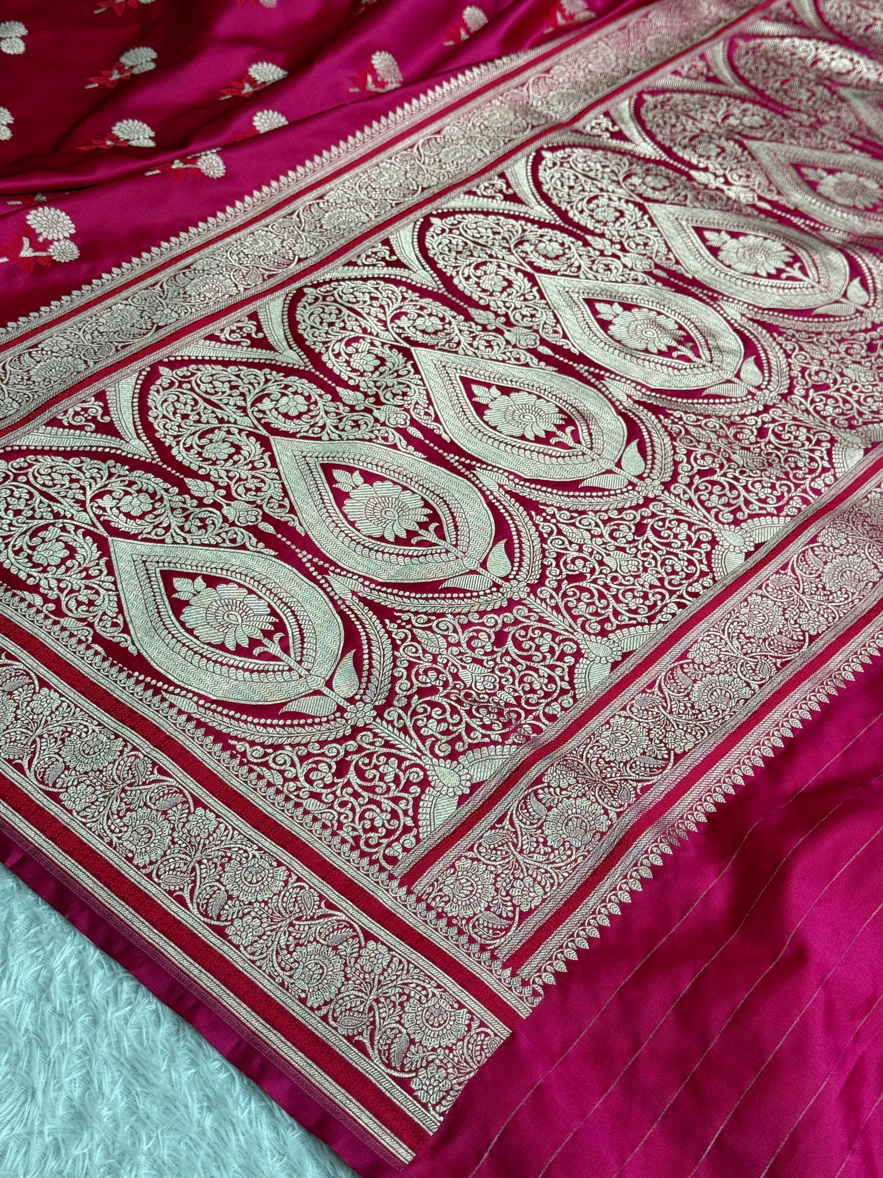 Rani Magenta Dual Shade Mashru Kataan Silk Banarasi Saree – MKS722