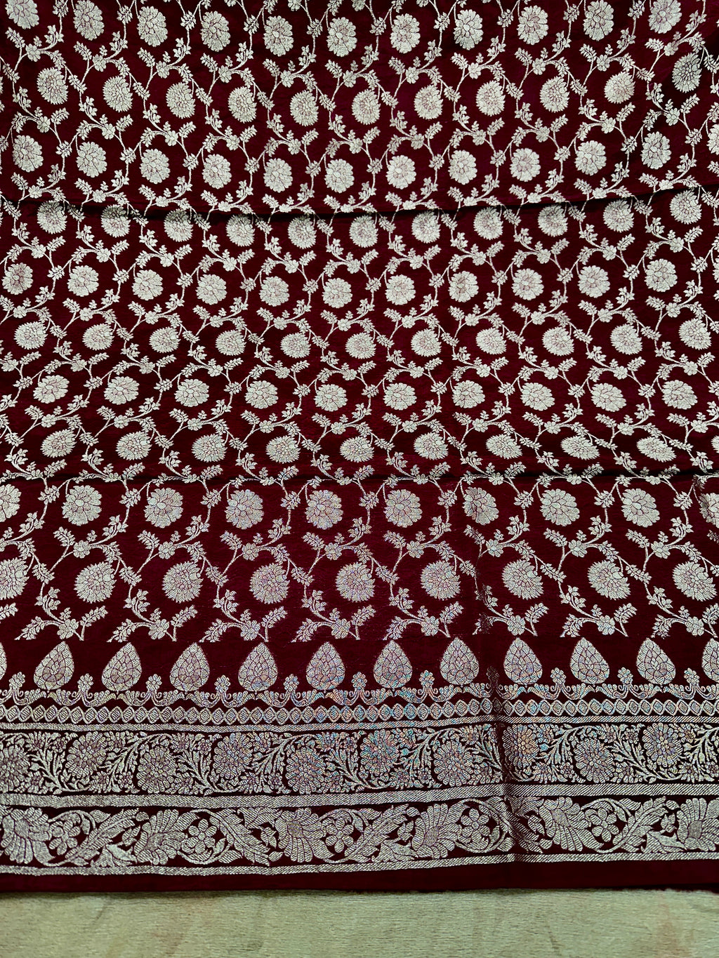 ✨ Banarasi Jacquard Gap Buti HO Silk 3-Piece Unstitched Dress Material MSS23