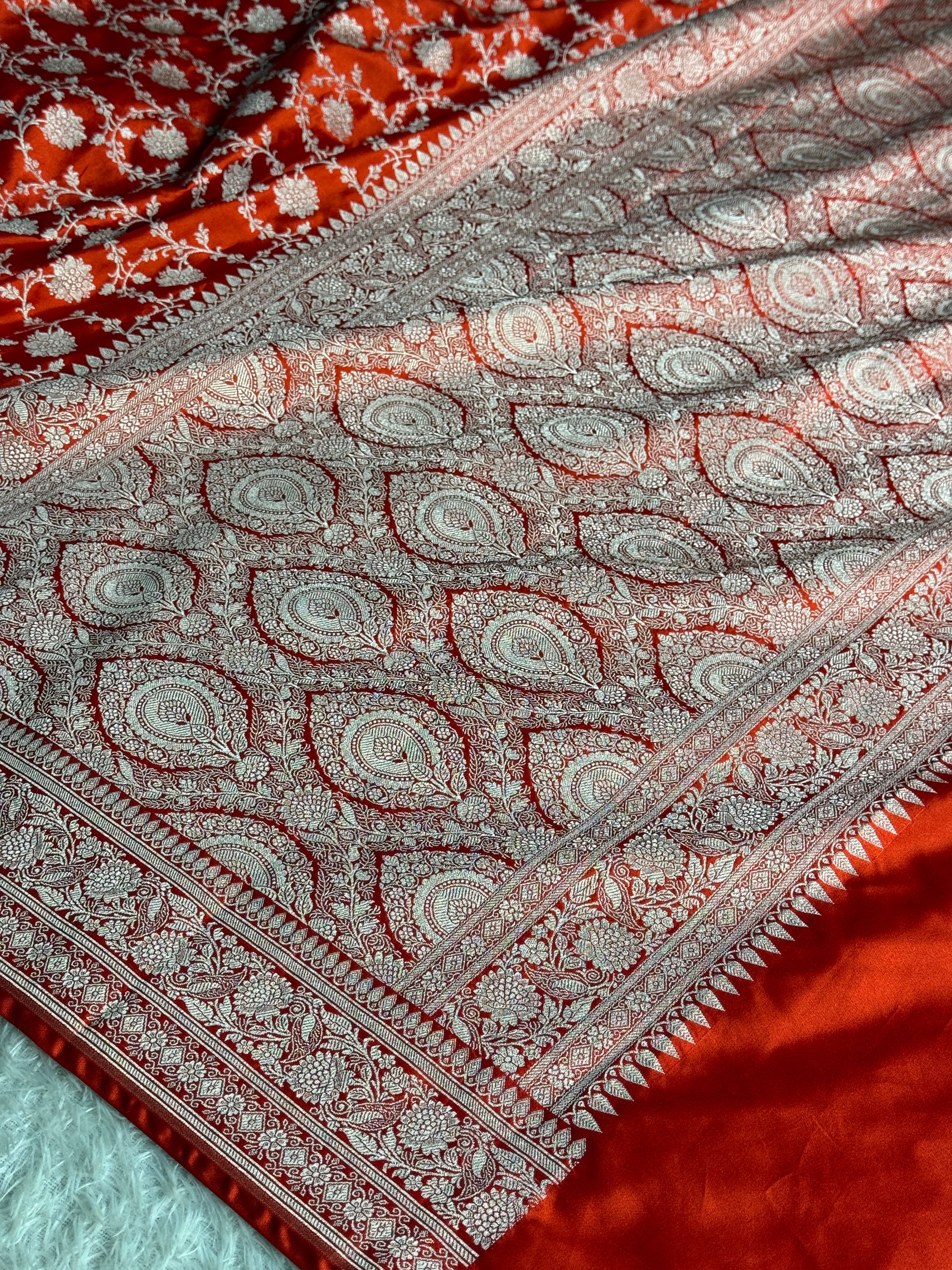 Red Mashru Kataan Silk Banarasi Saree with Meenakari Zari Jaal Design | MKS745
