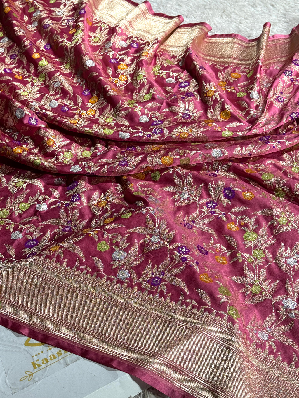 Strawberry Color Banarasi Mashru Silk Saree with Zari Meena Jangla Jaal Weave
MKS161