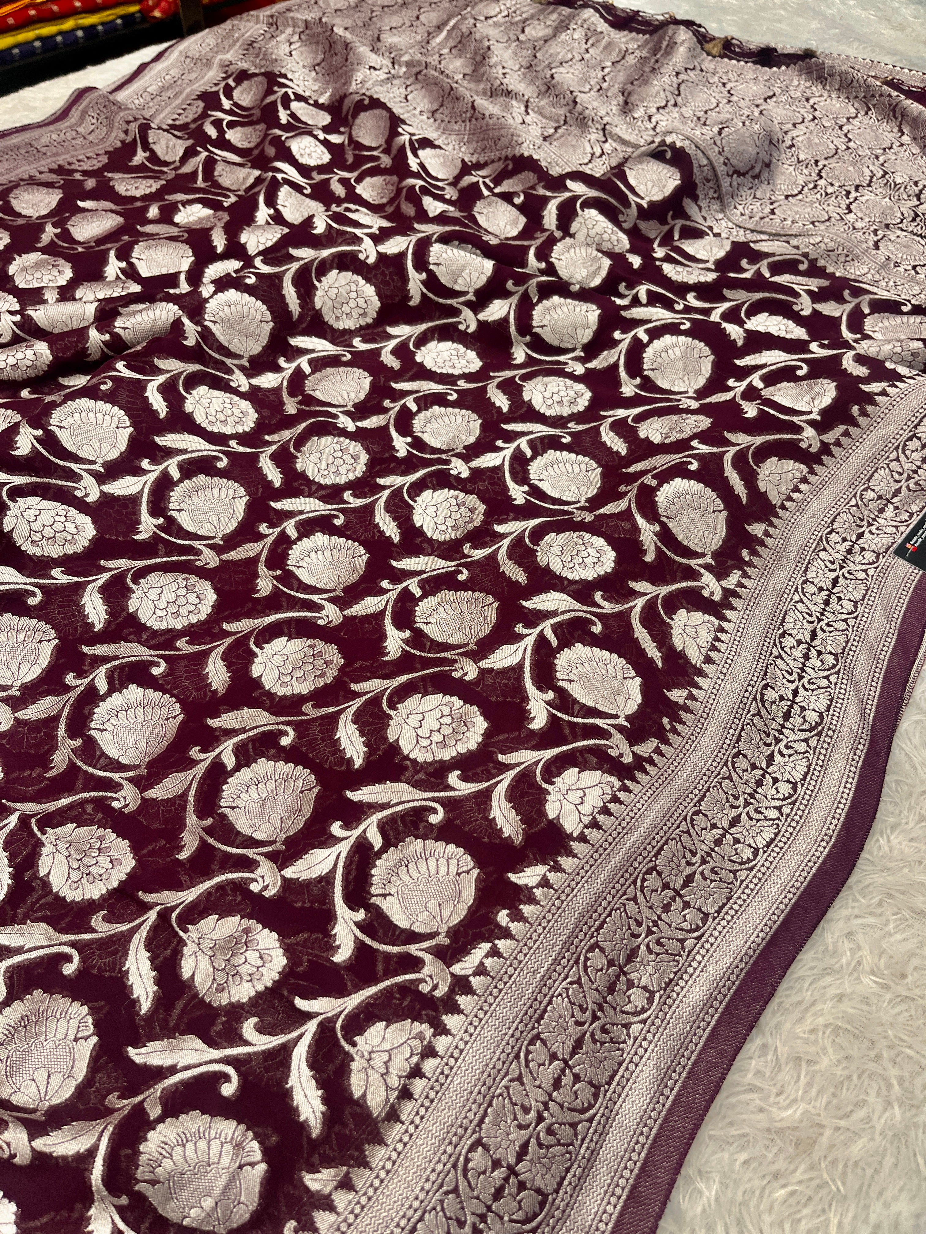 Banarsi Pure Natural Georgette Jaal Design Pattern VSG01