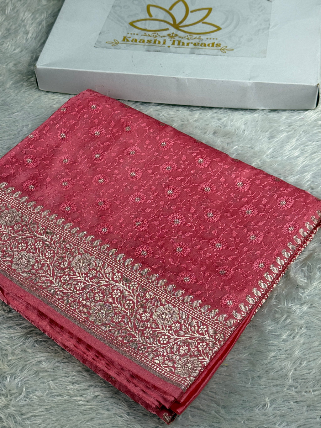 Mashru Kataan Silk Saree with Tanchoi Satin Zari Meenakari Weave & Rich Pallu – MKS508