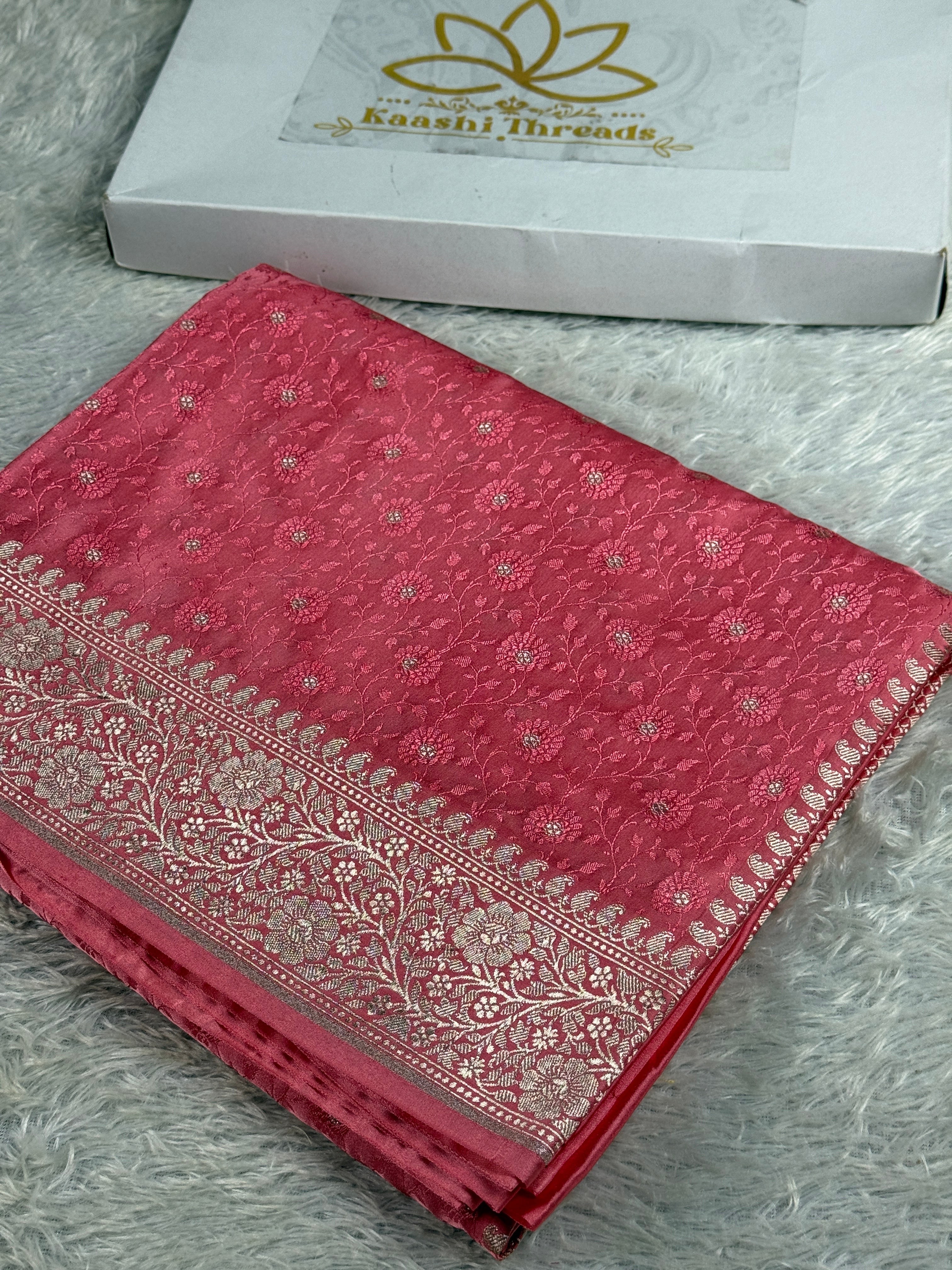 Mashru Kataan Silk Saree with Tanchoi Satin Zari Meenakari Weave & Rich Pallu – MKS508