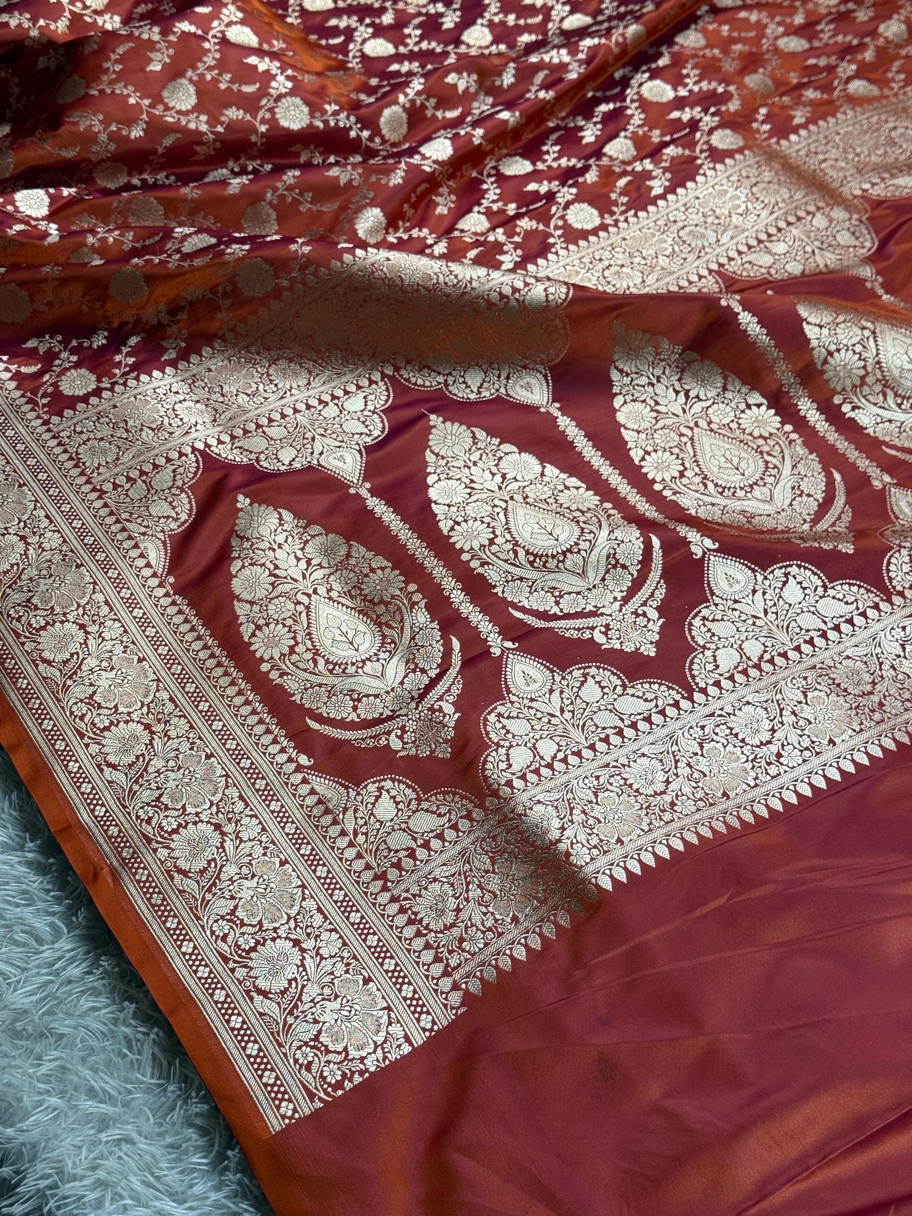 Rust Red Jangla Woven Mashru Kataan Silk Banarasi Saree with Rich Jacquard Pallu – MKS502 | Kaashi Threads