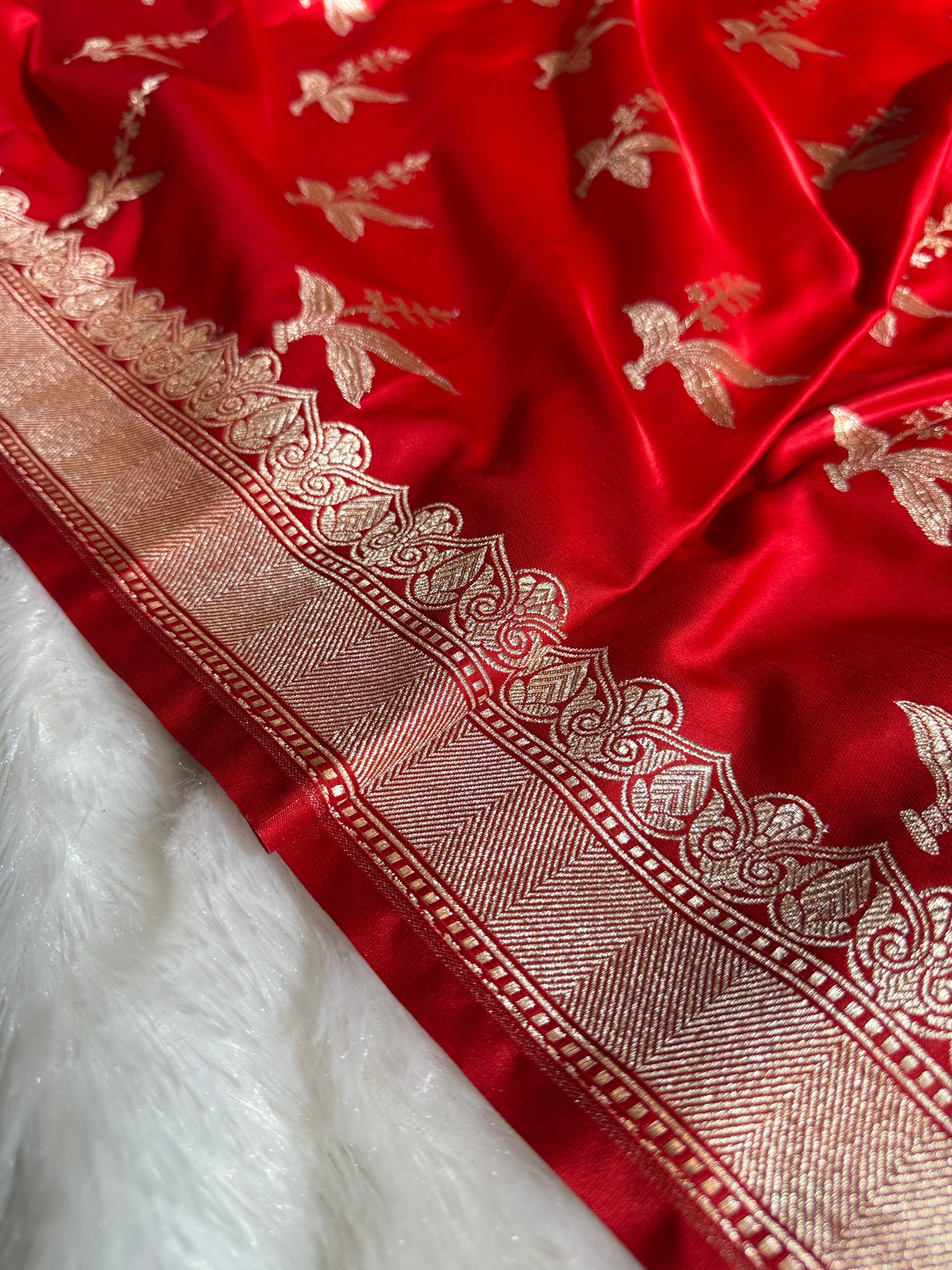 Red Color MASHRU BUTA SAREE MKS086