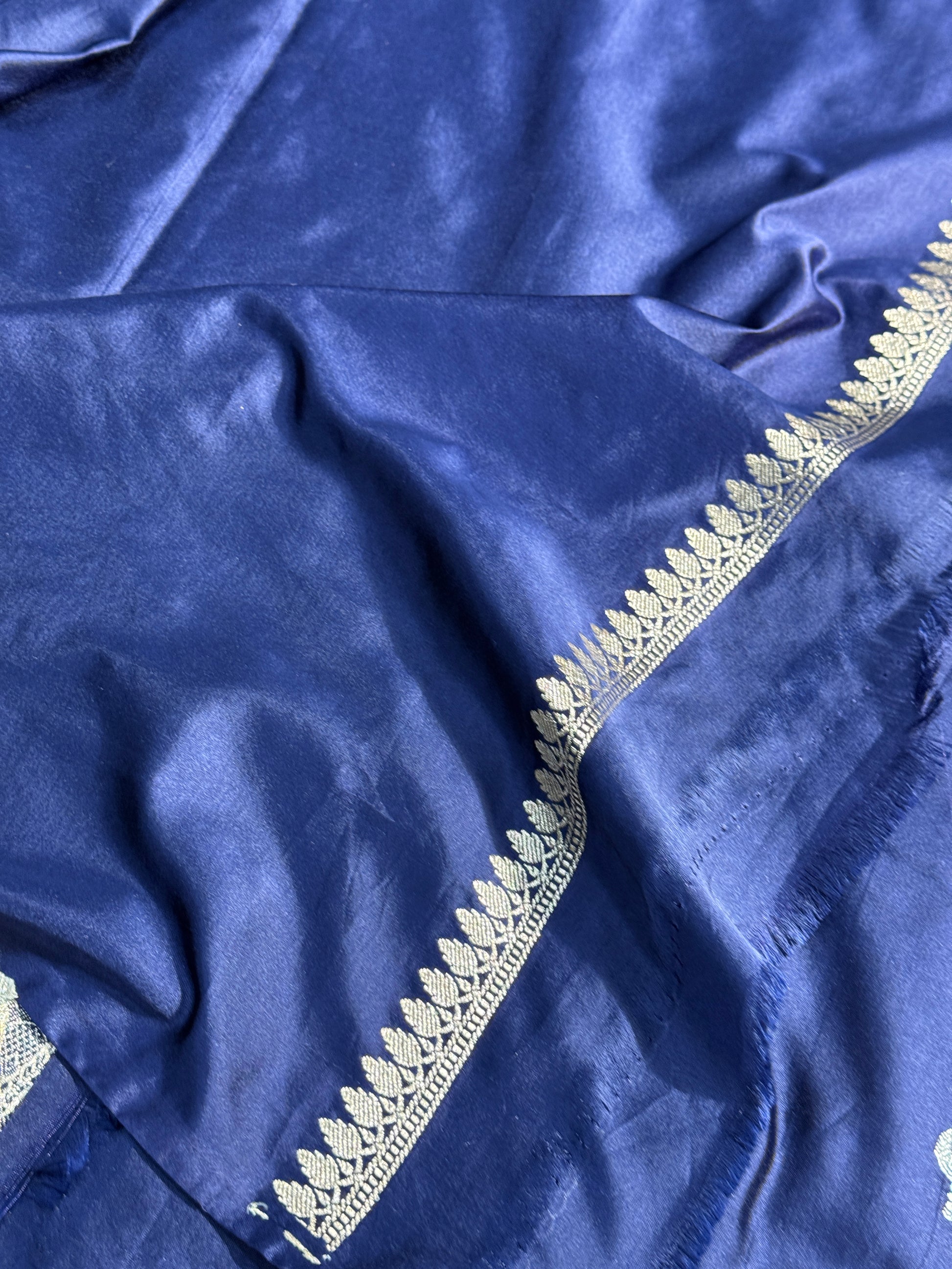 Mango Pattern Mashru kataan Silk Saree Ms21